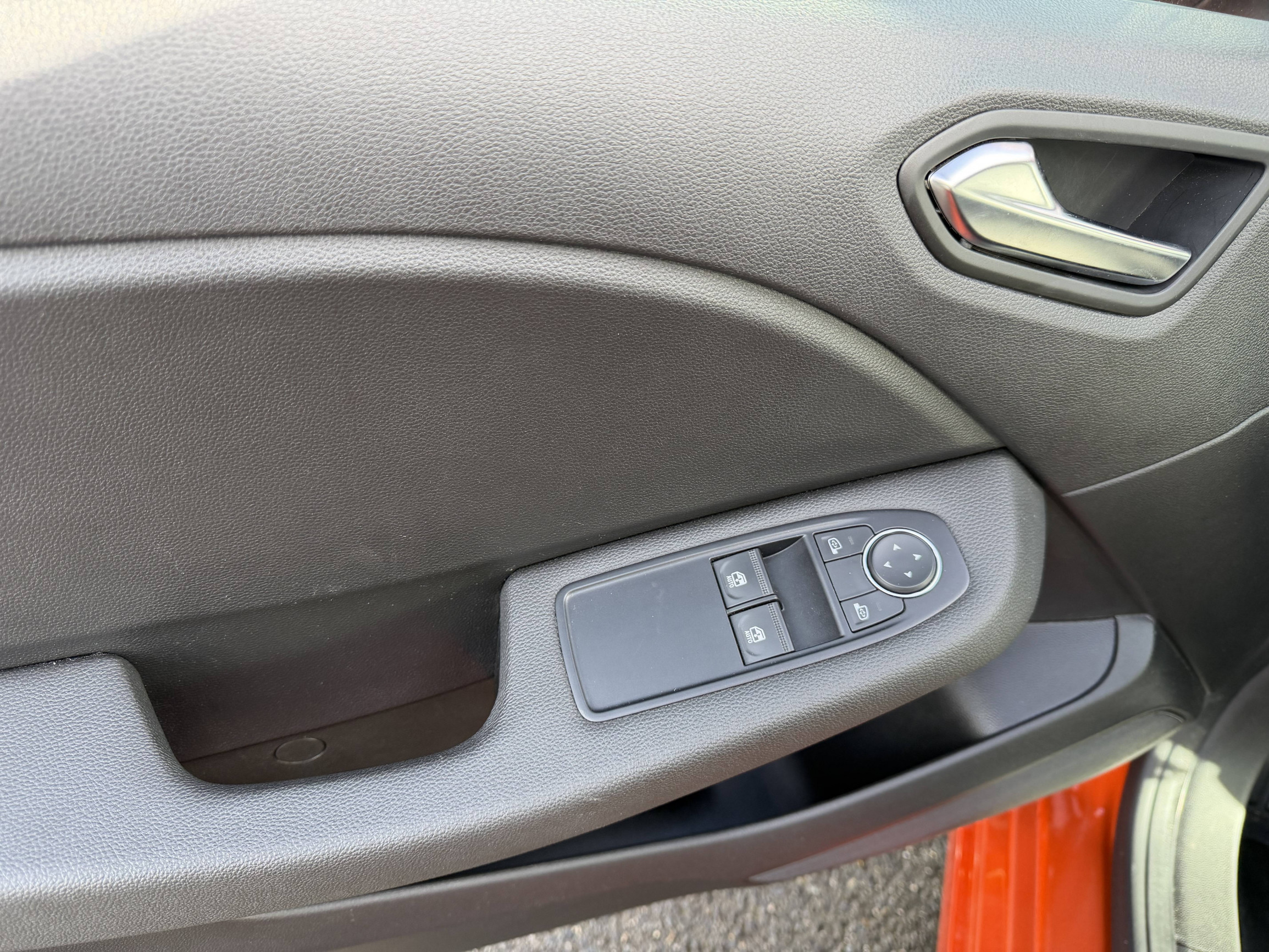 Vente en ligne Renault Clio 5 Clio dCi 100 au prix de 15 490 €