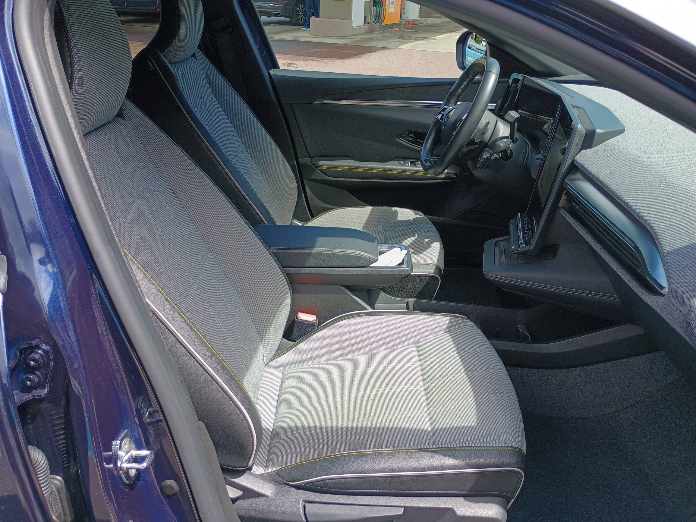 Vente en ligne Renault Megane E-Tech  EV60 220 ch optimum charge au prix de 23 990 €