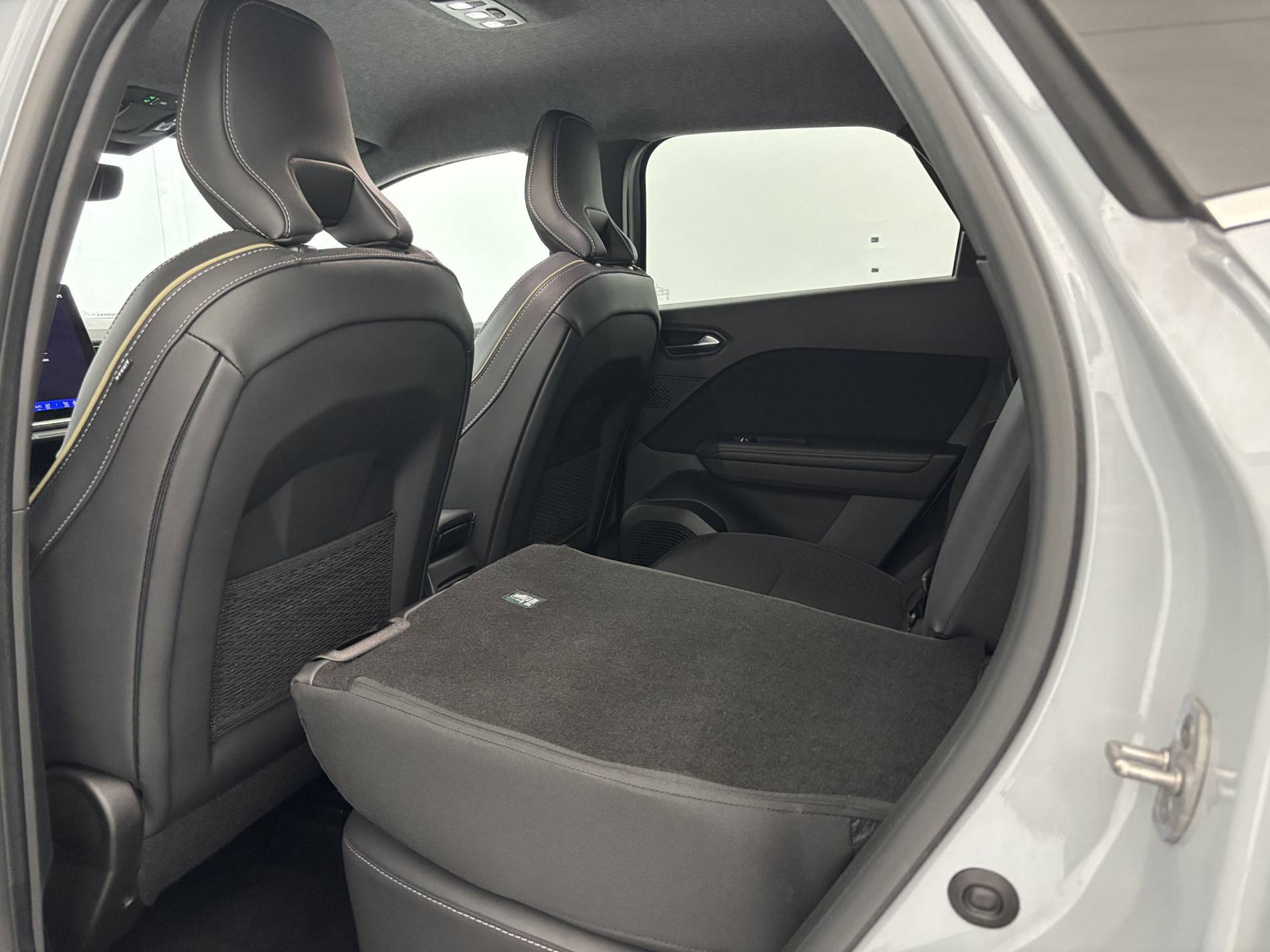 Vente en ligne Renault Symbioz  E-Tech full hybrid 160 ch au prix de 31 990 €