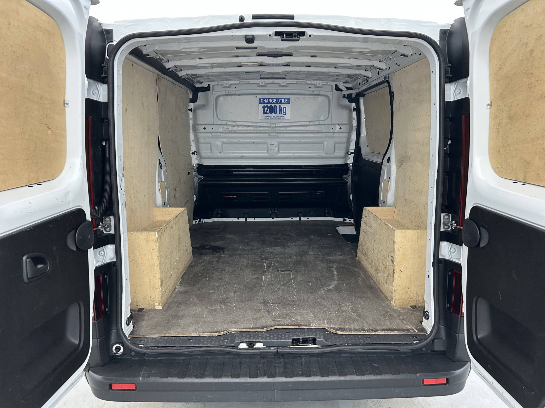 Vente en ligne Renault Trafic FG CF L1H1 3T blue dci 130 E6E au prix de 24 990 €
