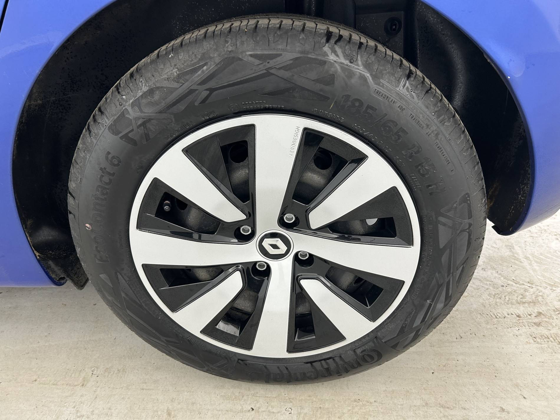 Vente en ligne Renault Clio 5 Clio TCe 90 au prix de 14 790 €