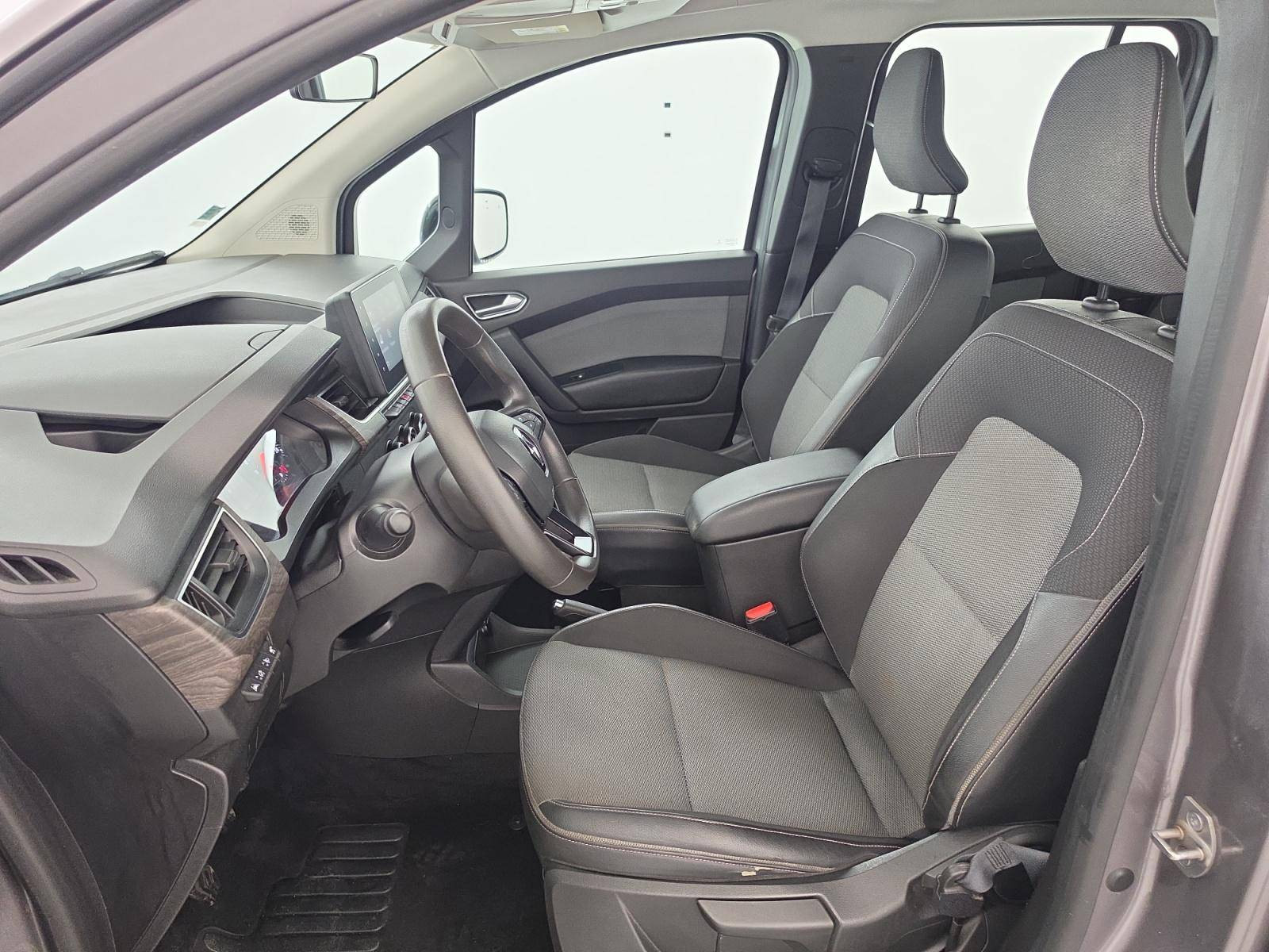 Vente en ligne Renault Kangoo  Blue dCi 95 au prix de 17 491 €