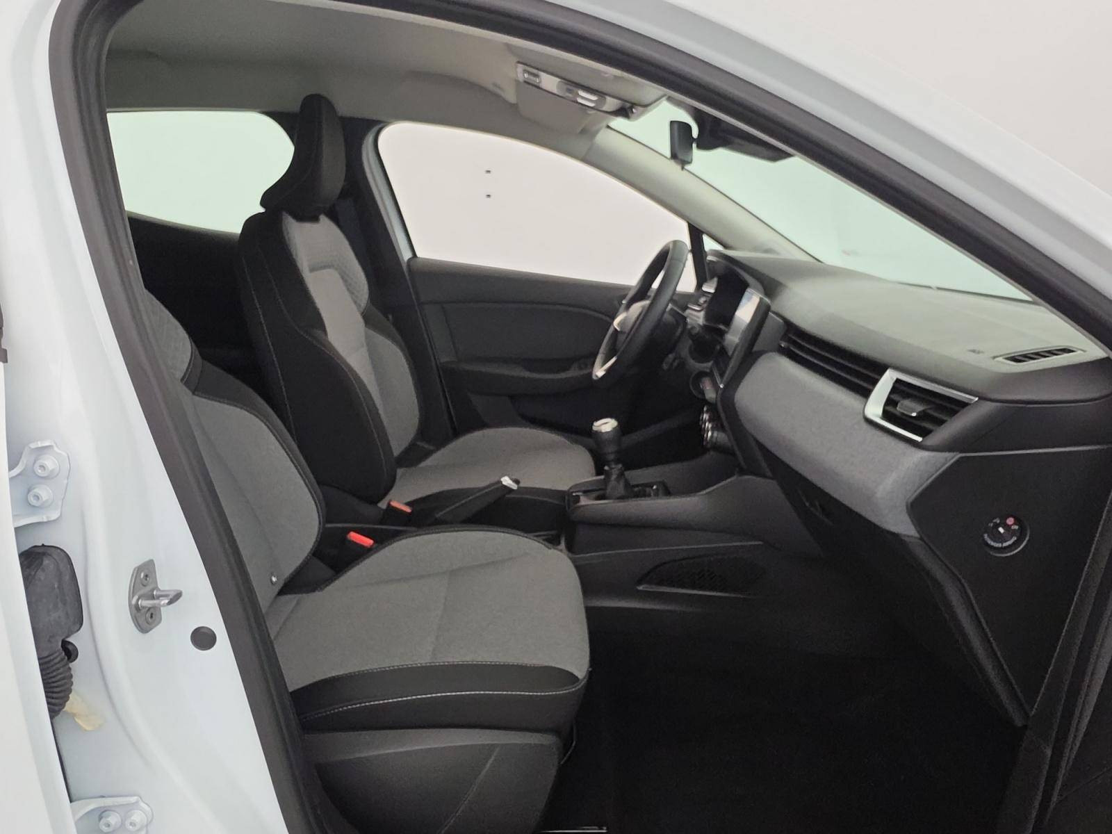 Vente en ligne Renault Clio 5 Clio Blue dCi 100 ch GSR2 au prix de 17 390 €