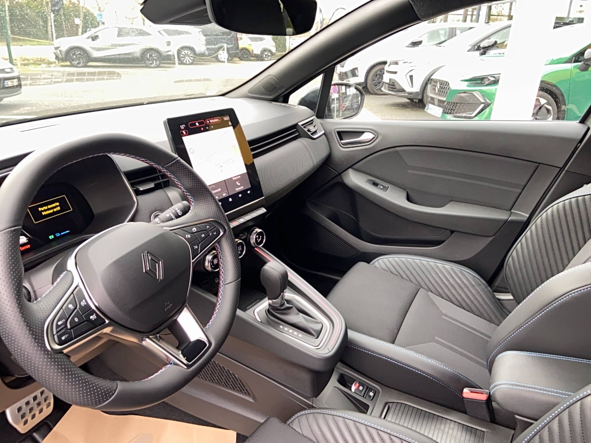Vente en ligne Renault Clio 5 Clio E-Tech full hybrid 145 ch GSR2 au prix de 25 190 €