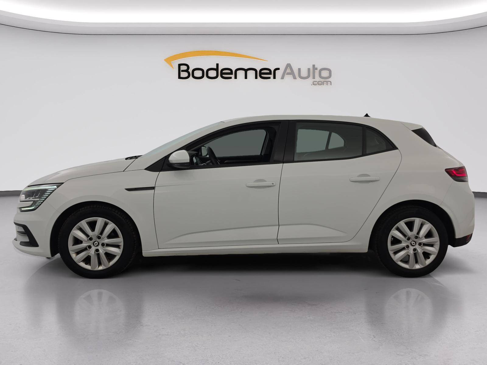 Vente en ligne Renault Megane 4  BLUE DCI 115 au prix de 13 900 €