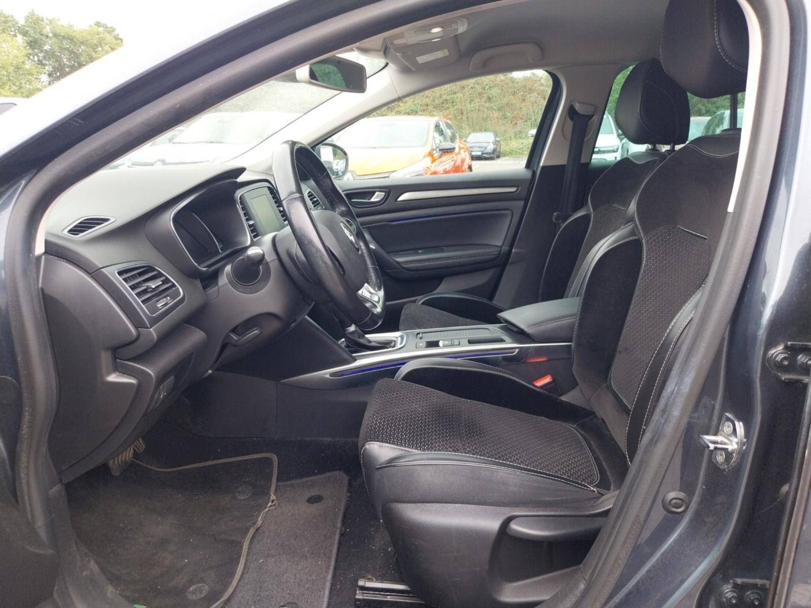 Vente en ligne Renault Megane 4 Mégane IV Berline TCe 140 Energy EDC au prix de 14 290 €