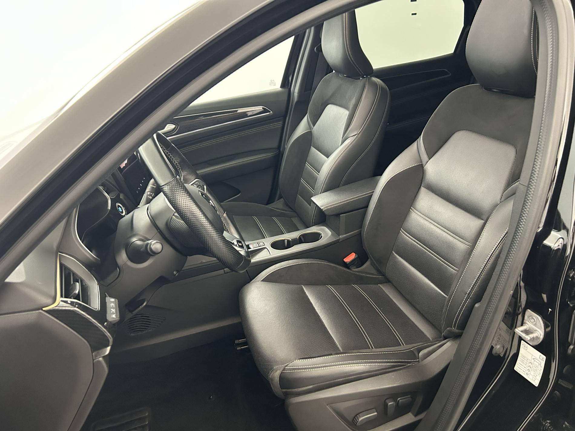 Vente en ligne Renault Arkana  E-Tech hybride 145 - 22 au prix de 21 990 €