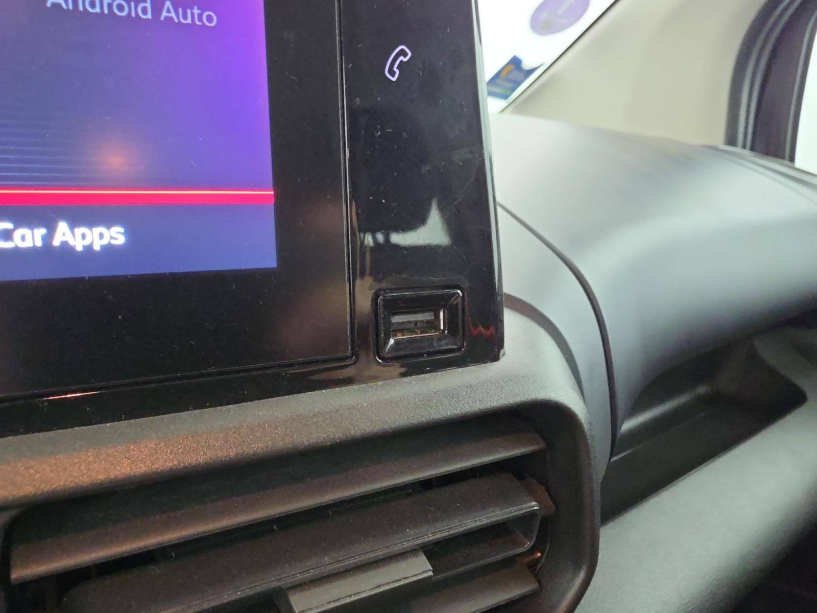 Vente en ligne Peugeot Rifter  Standard PureTech 110 S&S BVM6 au prix de 16 991 €