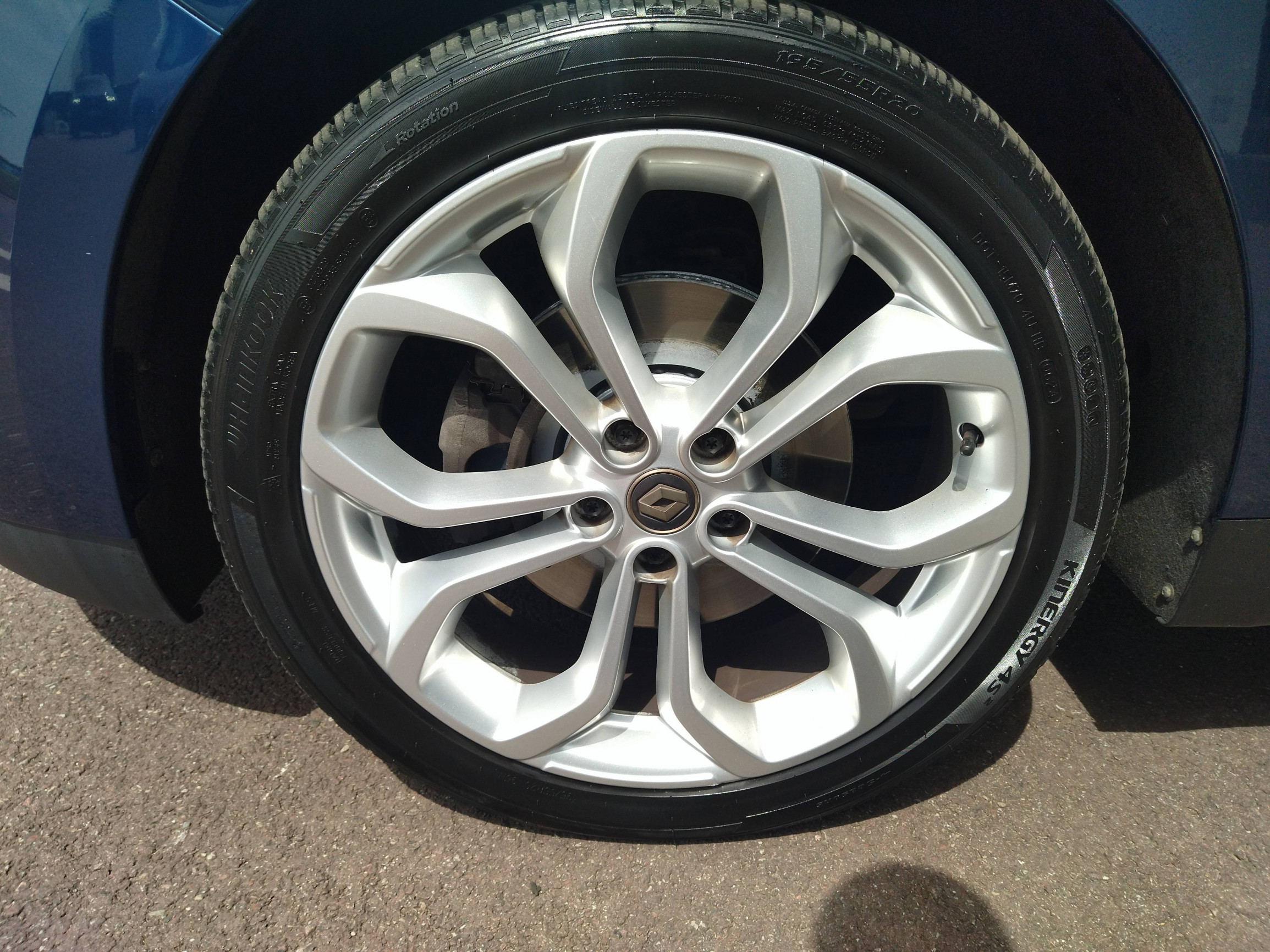 Vente en ligne Renault Scenic 4 Scenic Blue dCi 120 au prix de 16 990 €