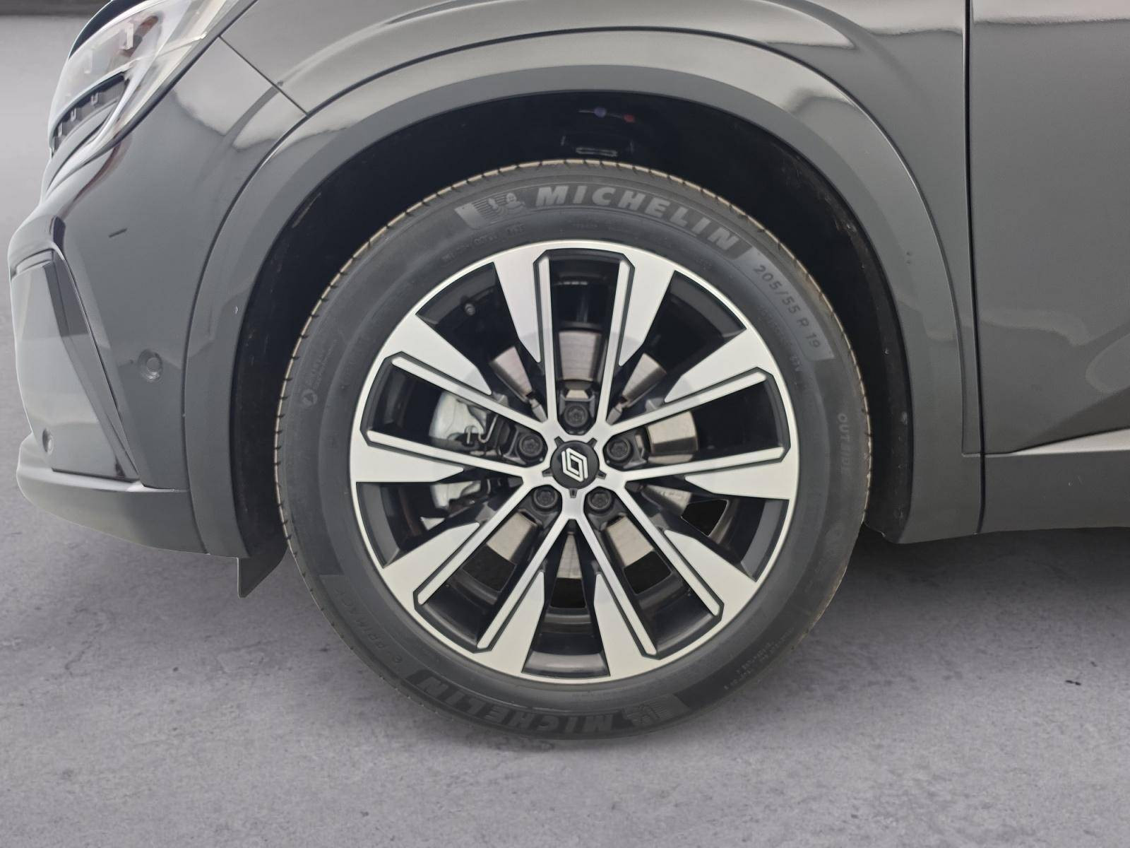 Vente en ligne Renault Espace Espace E-Tech full hybrid 200 GSR2 au prix de 33 890 €