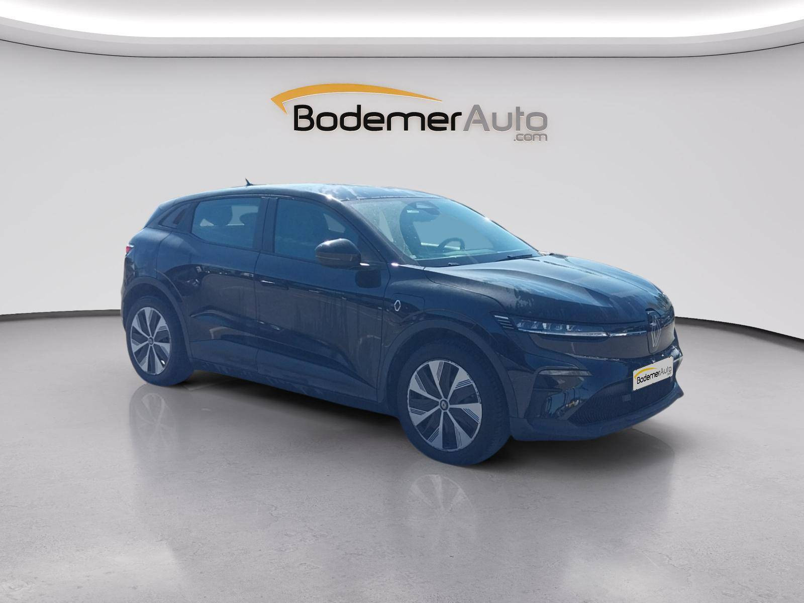 Vente en ligne Renault Megane E-Tech  ER EV60 130ch super charge au prix de 19 919 €
