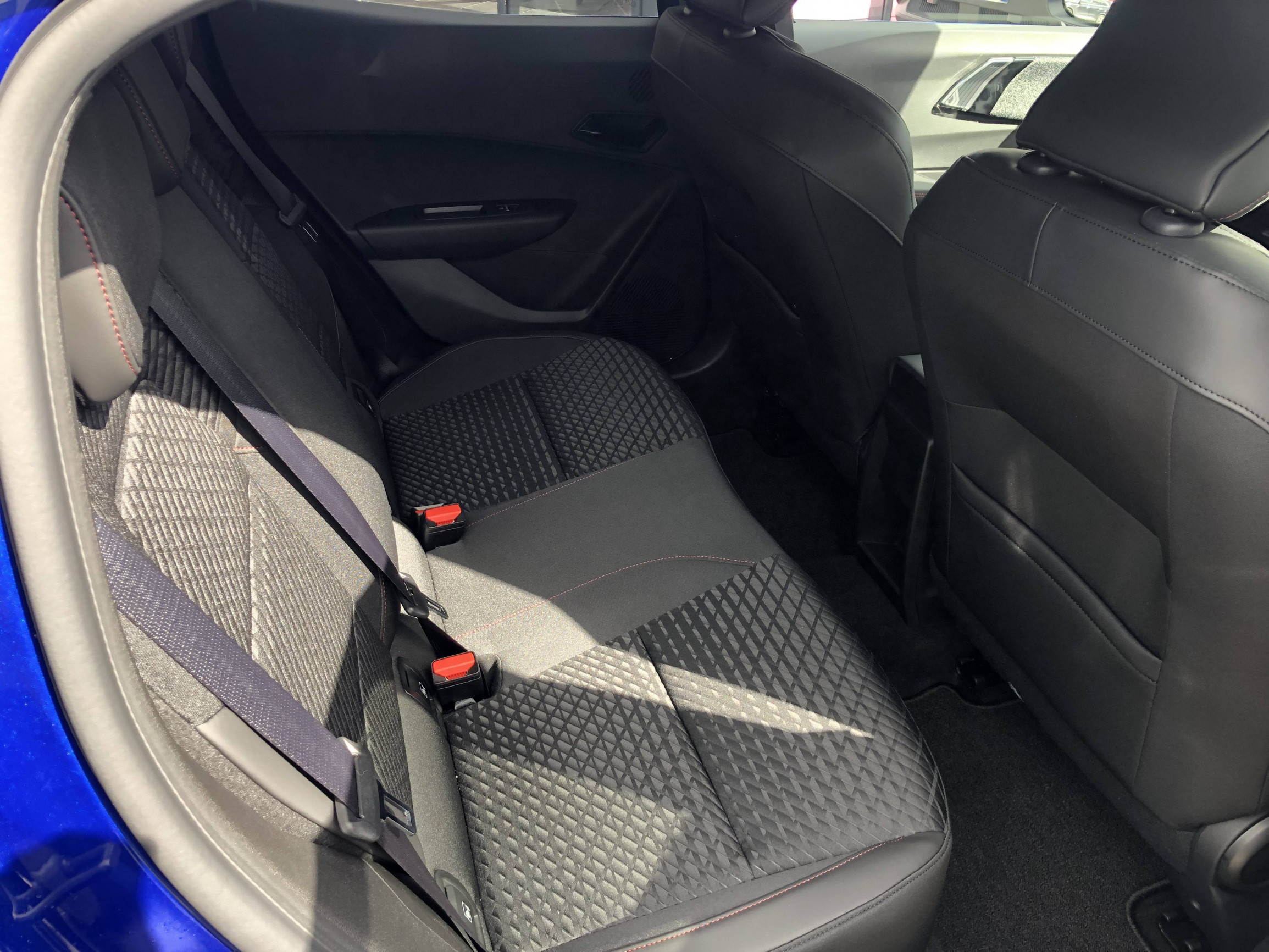 Vente en ligne Renault Clio 6 Clio TCe 115 ch au prix de 23 990 €