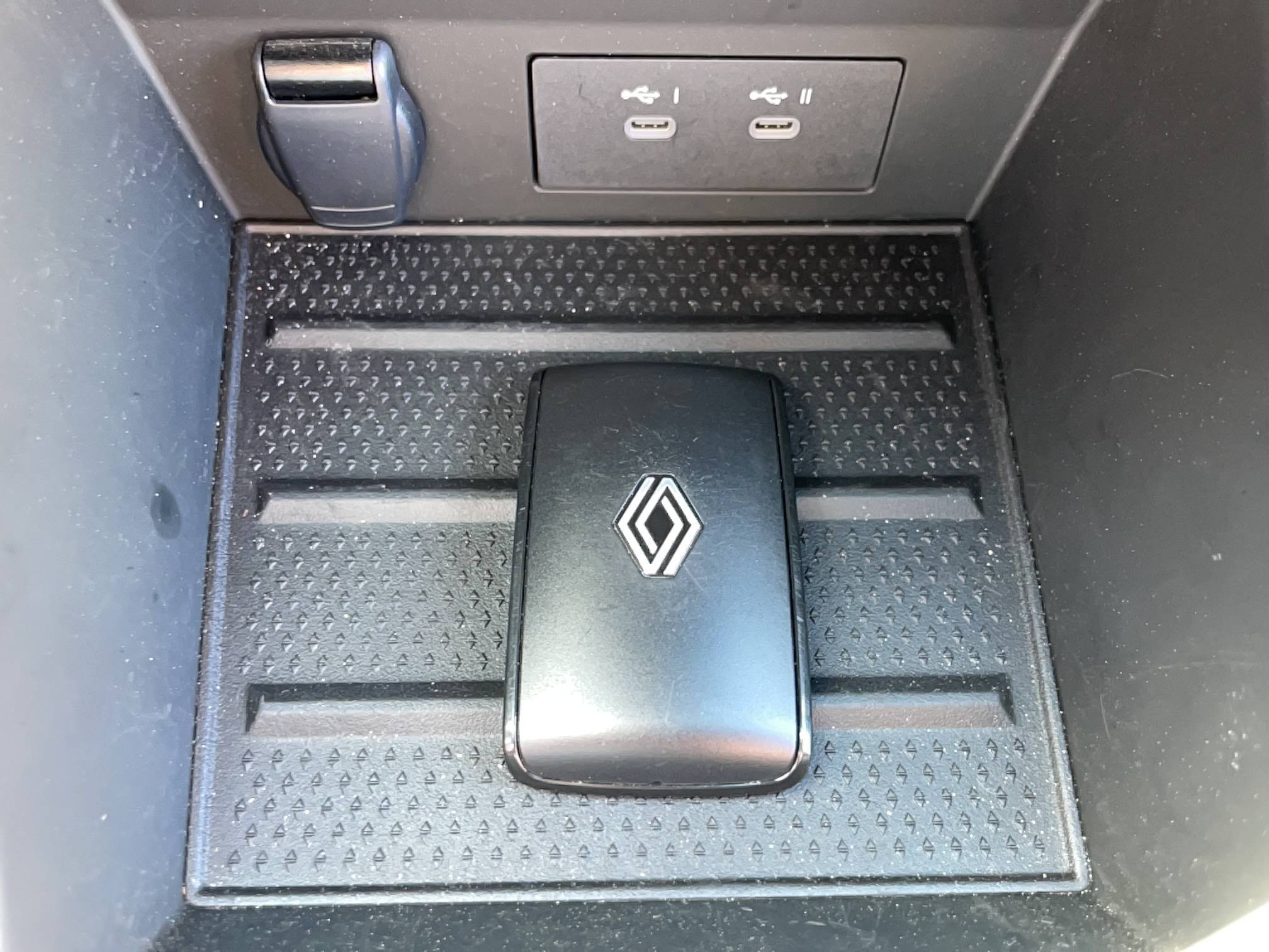 Vente en ligne Renault Symbioz  E-Tech full hybrid 145 au prix de 31 970 €