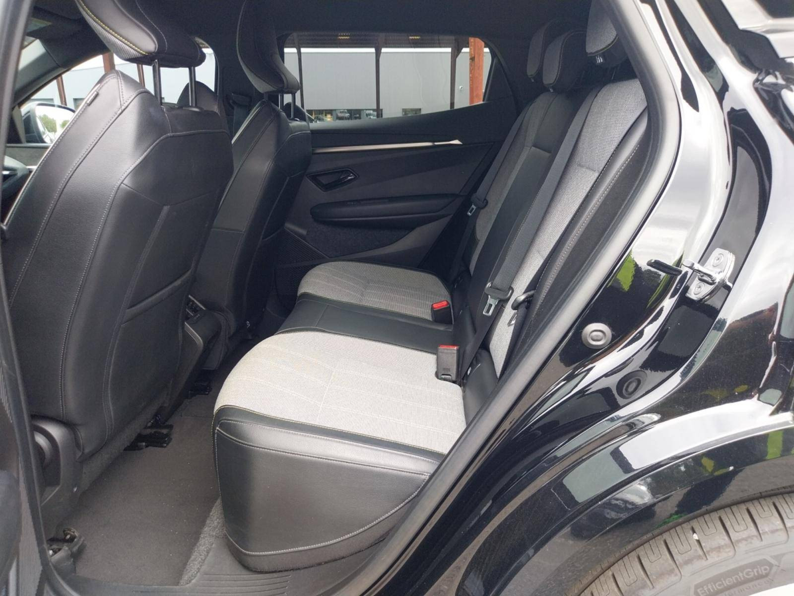 Vente en ligne Renault Megane E-Tech  EV60 220 ch super charge au prix de 20 990 €