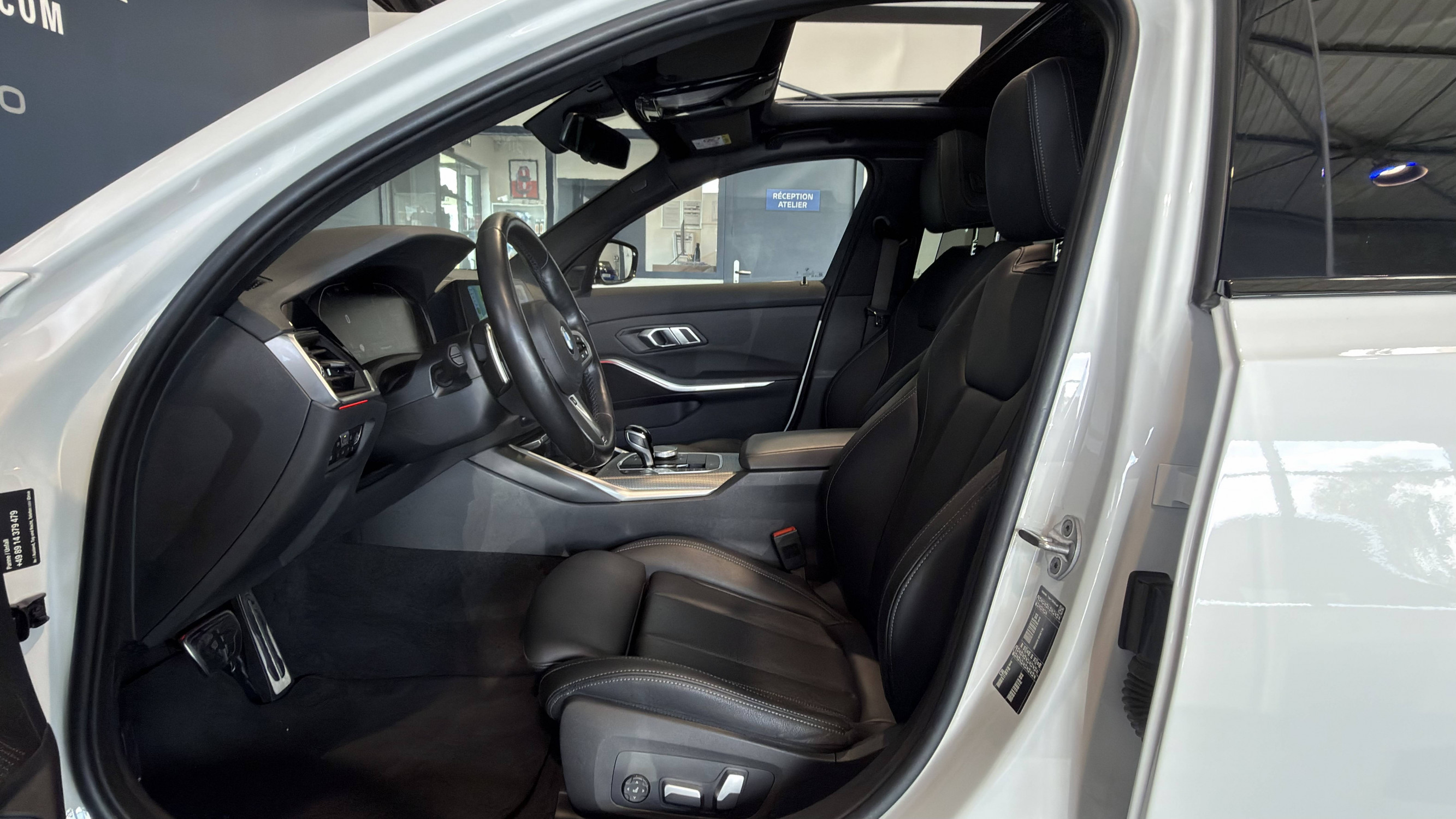 Vente en ligne Bmw Série 3 Touring Touring 330d 286 ch BVA8 au prix de 47 990 €