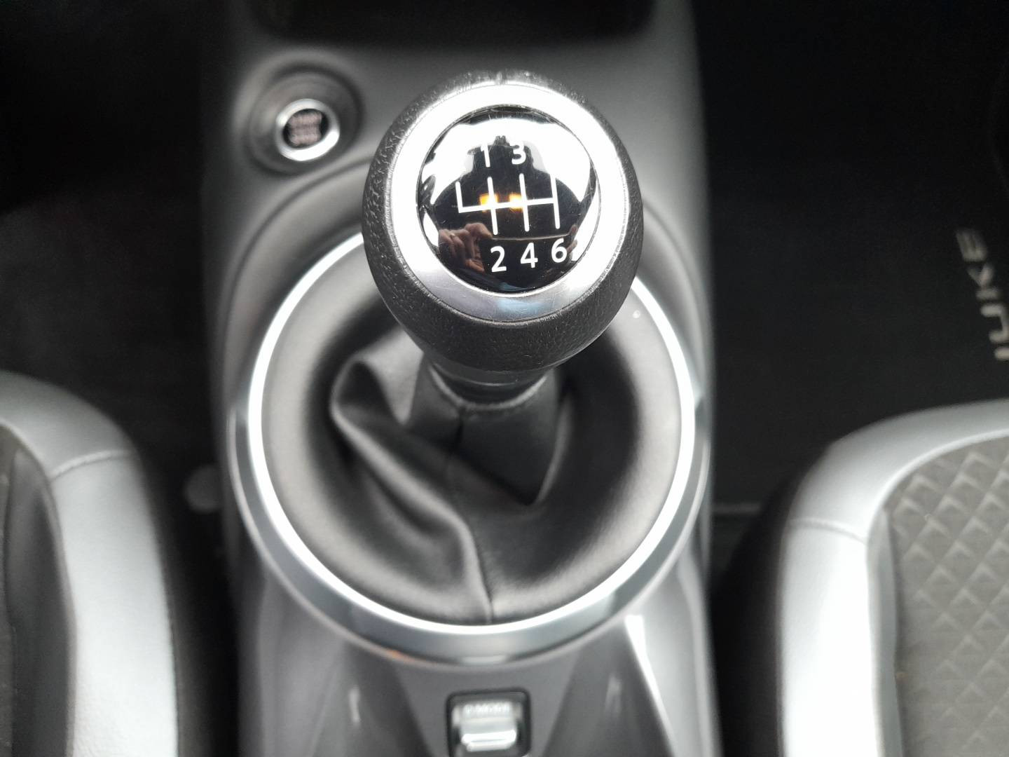 Vente en ligne Nissan Juke F16A SHADOW DIG-T 114 au prix de 18 690 €