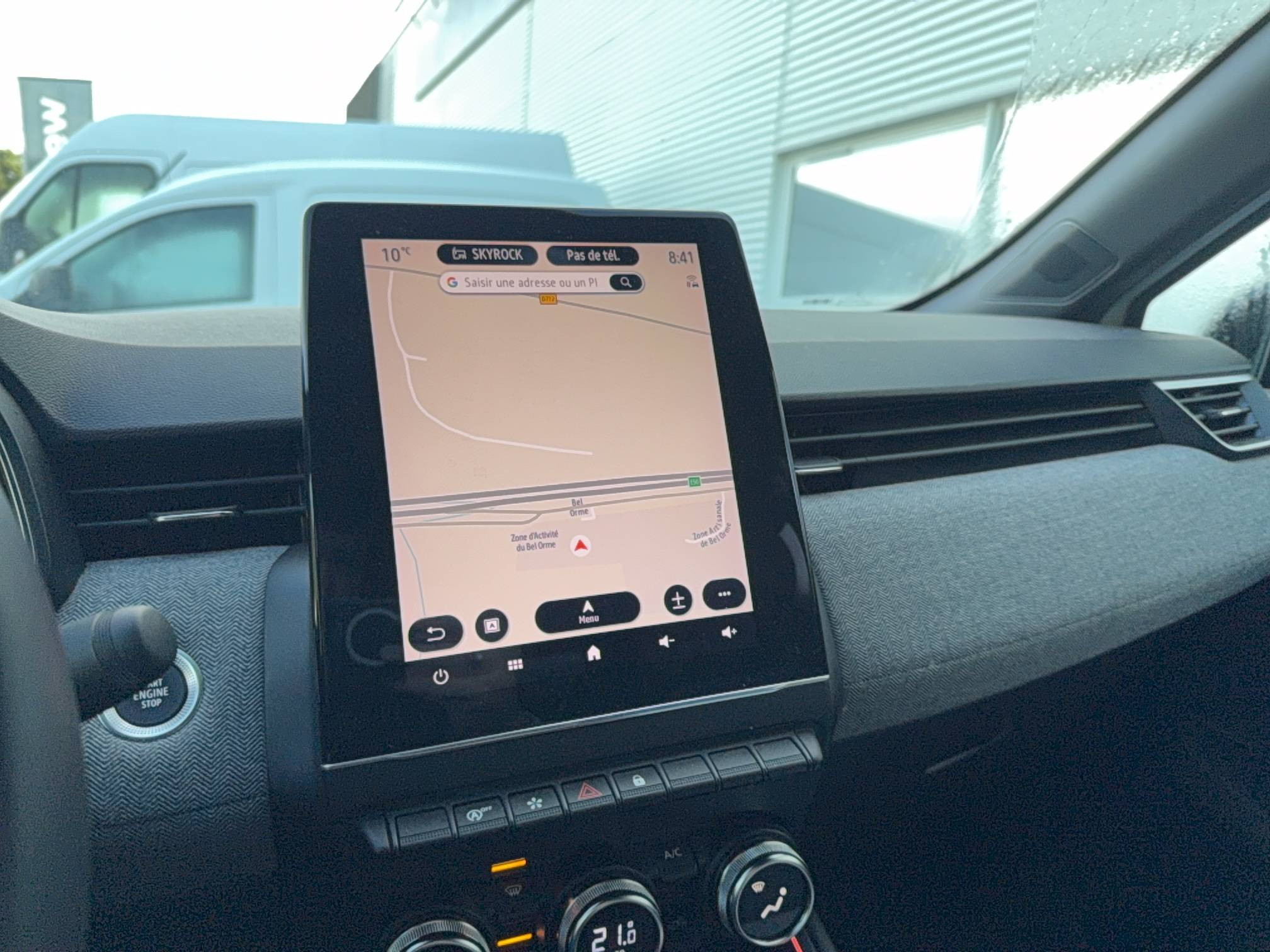 Vente en ligne Renault Clio 5 Clio TCe 90 au prix de 15 990 €