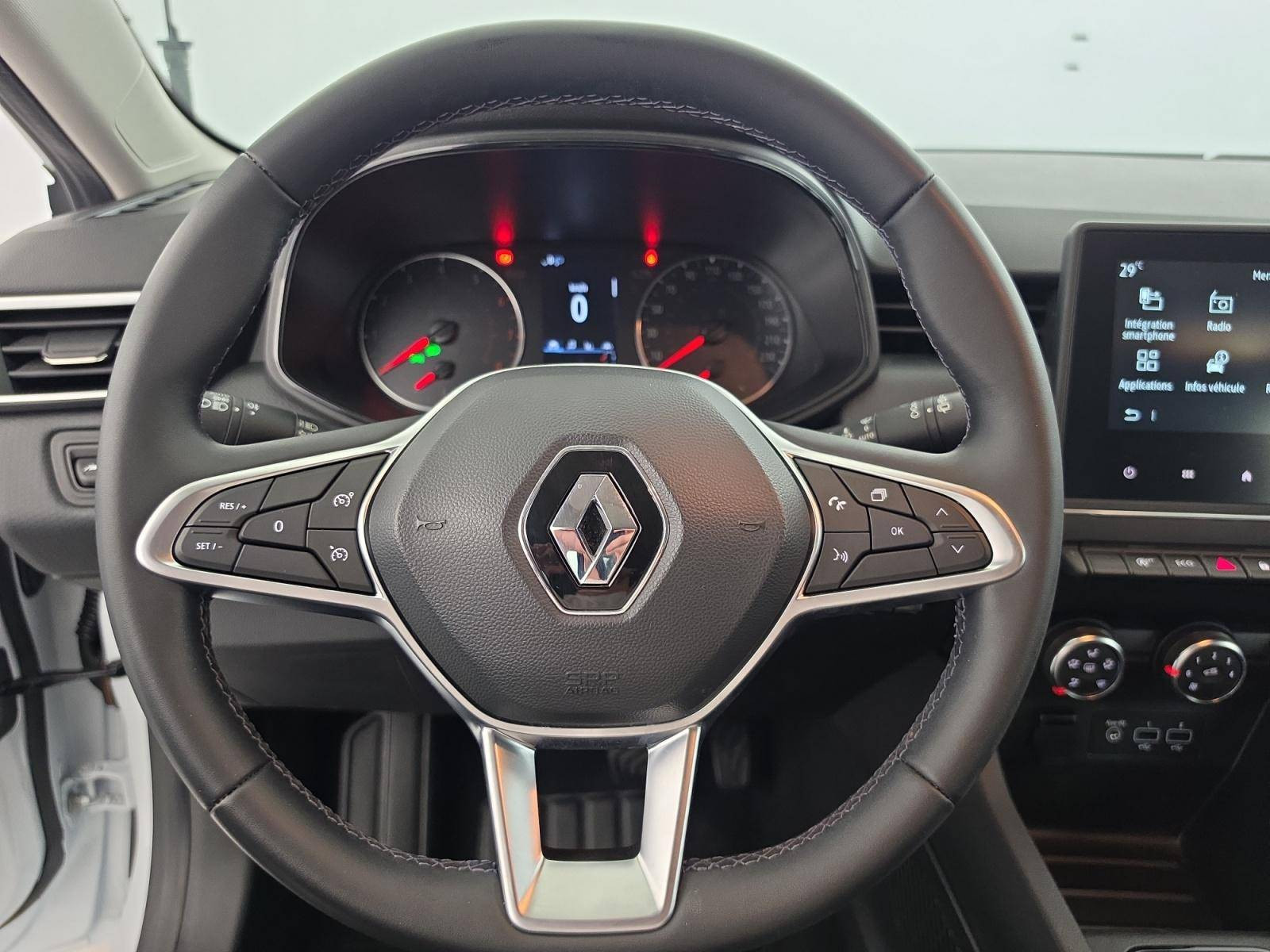Vente en ligne Renault Clio 5 Clio TCe 90 au prix de 13 790 €