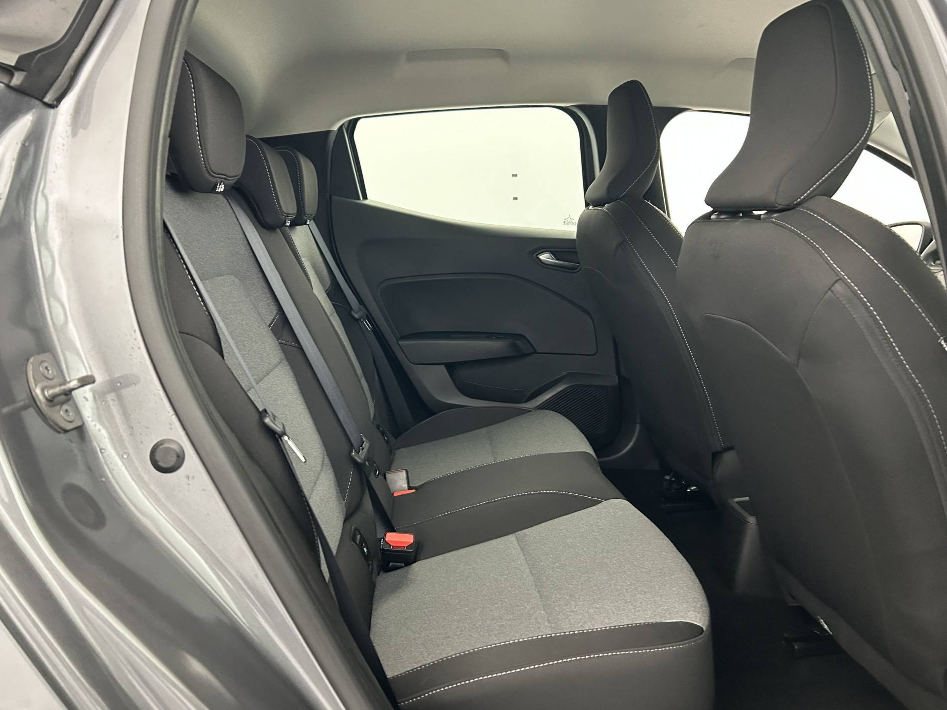 Vente en ligne Renault Clio 5 Clio TCe 90 au prix de 15 490 €