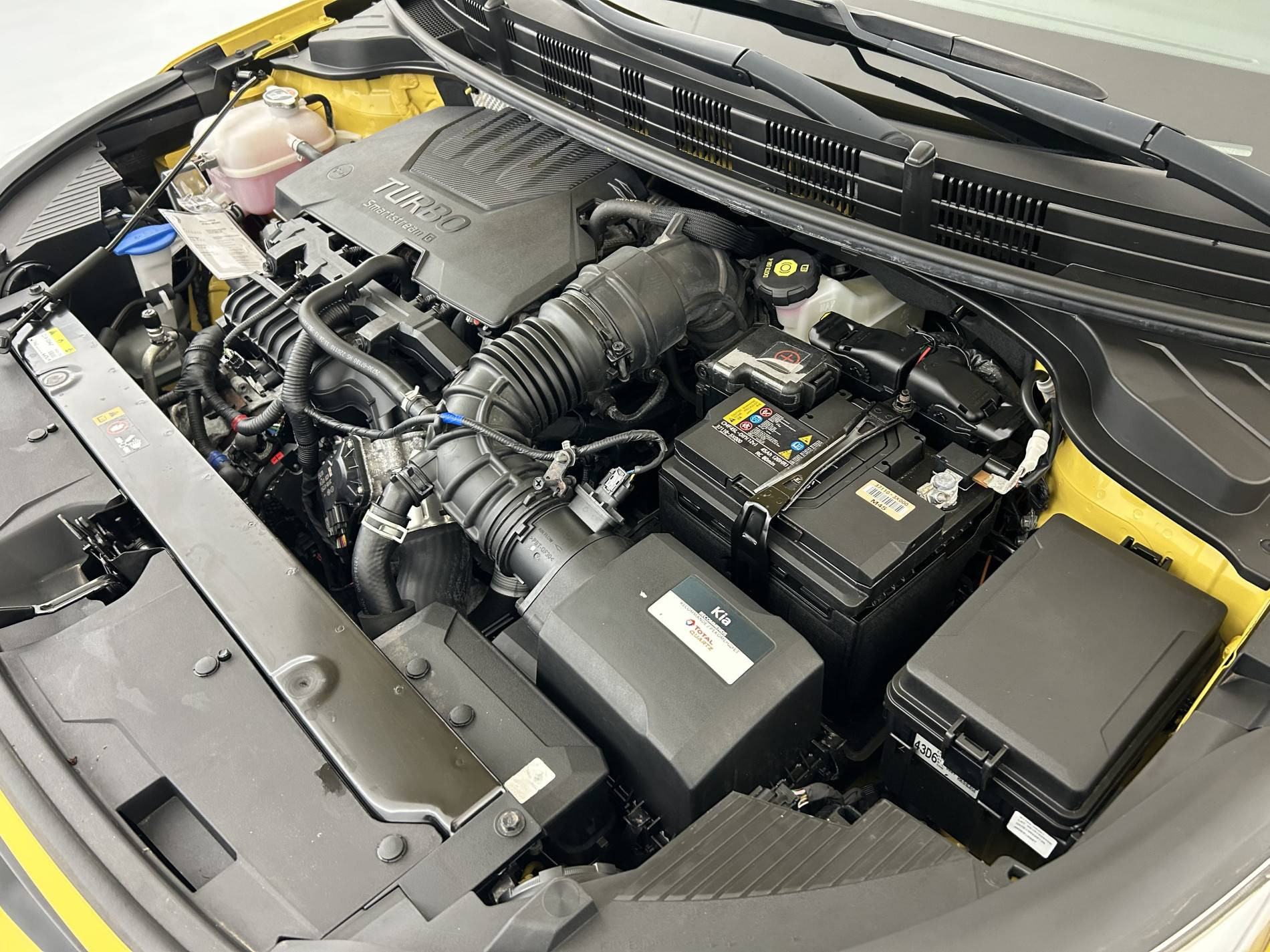 Vente en ligne Kia Stonic  1.0 T-GDi 120 ch MHEV DCT7 au prix de 17 500 €