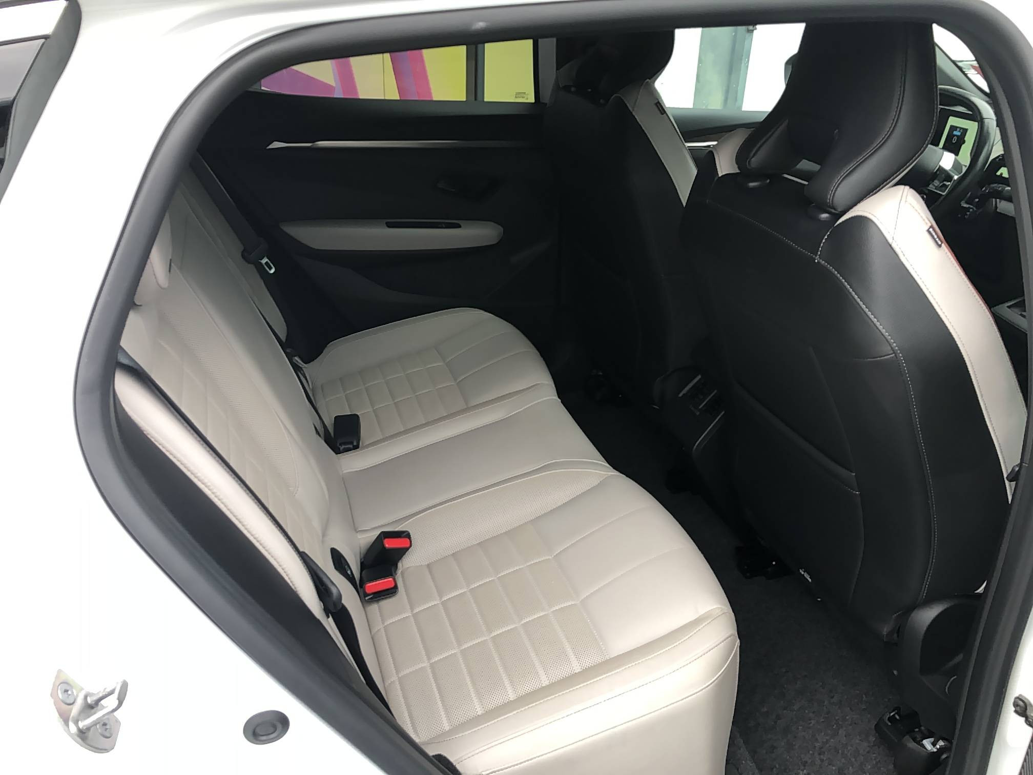 Vente en ligne Renault Megane E-Tech  EV60 220 ch super charge au prix de 26 990 €
