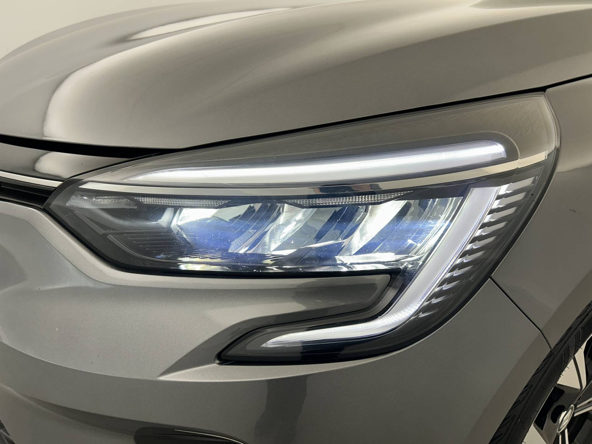 Vente en ligne Renault Clio 5 Clio TCe 90 au prix de 14 990 €