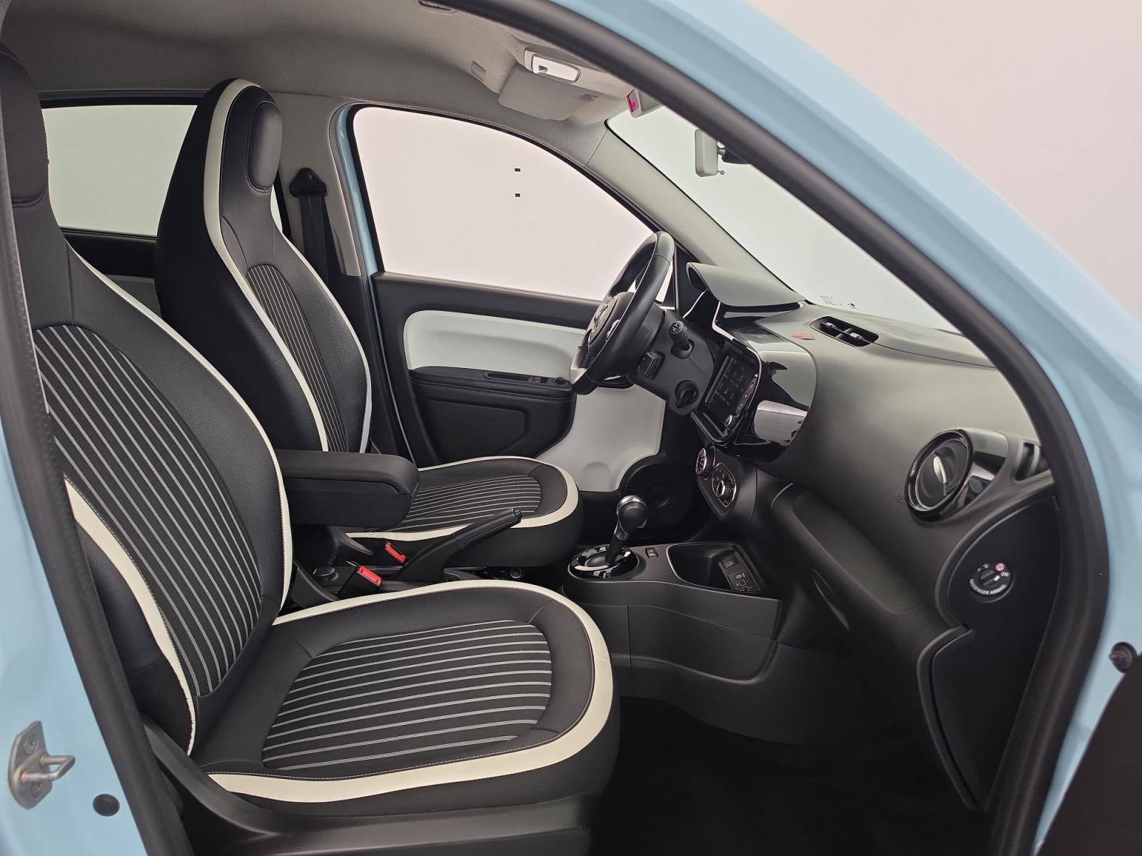 Vente en ligne Renault Twingo Electrique Twingo III E-Tech au prix de 13 900 €