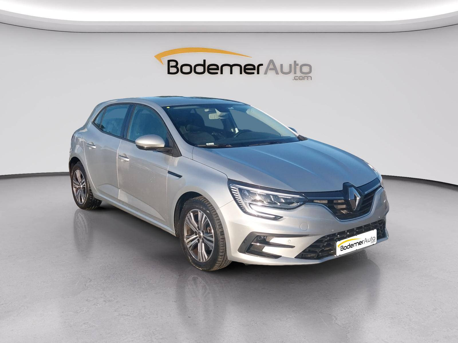 Vente en ligne Renault Megane 4  TCe 140 au prix de 15 790 €