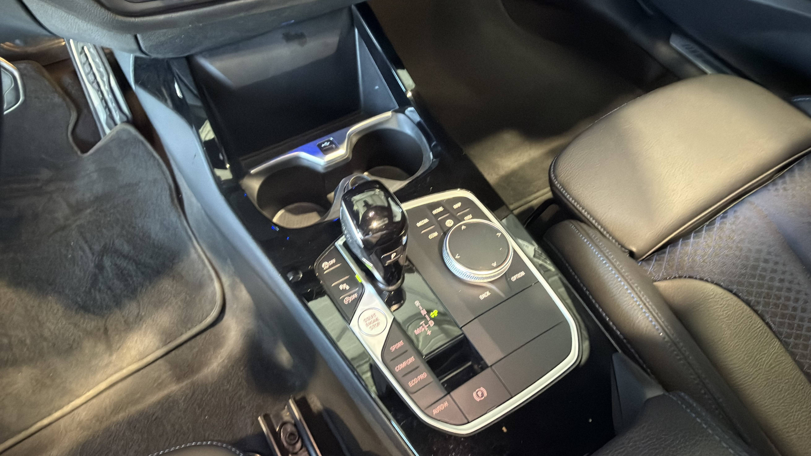 Vente en ligne Bmw Série 2 Gran Coupé Gran Coupe 220i 178 ch DKG7 au prix de 35 990 €