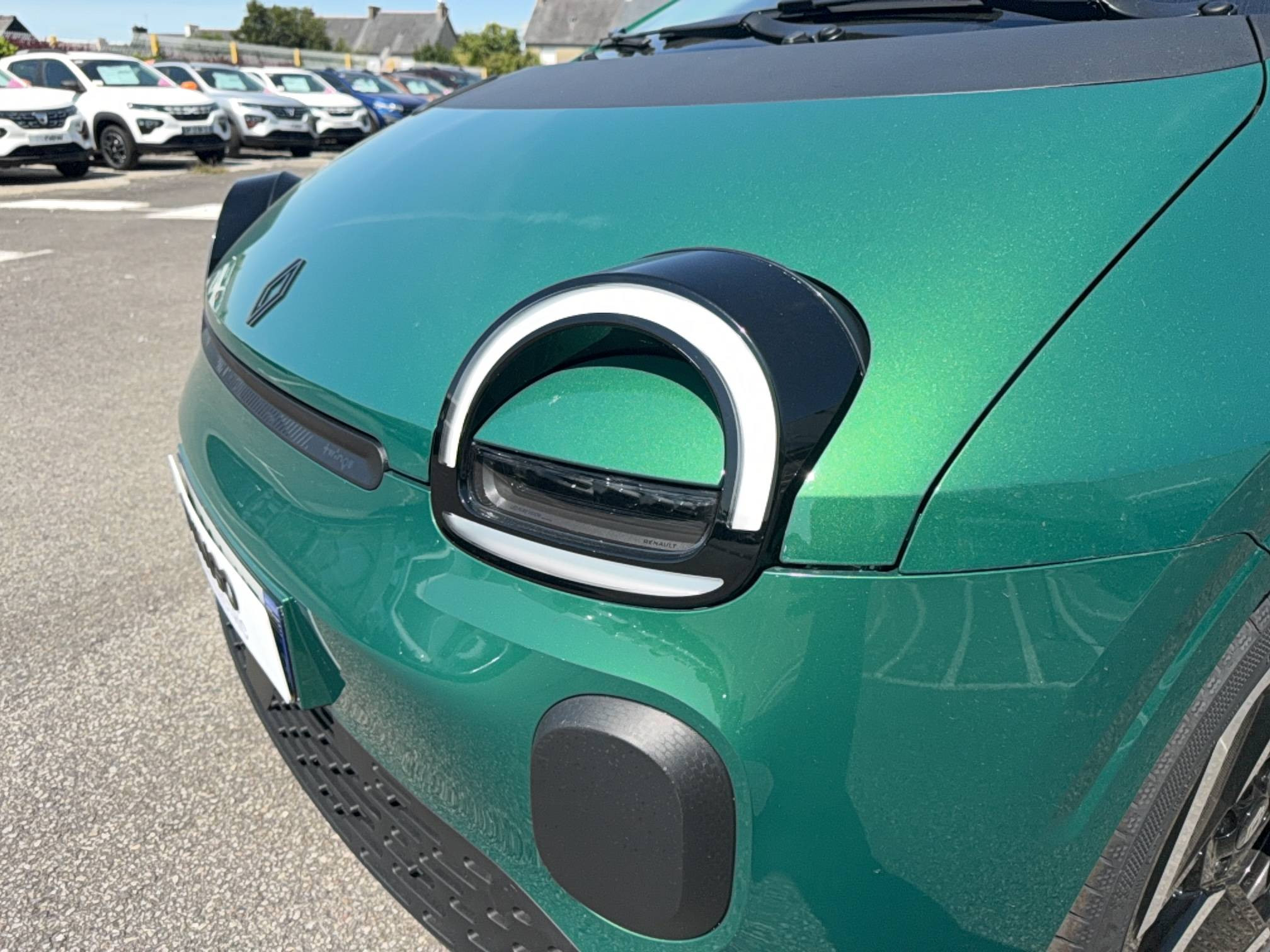 Vente en ligne Renault Twingo Electrique  80 ch autonomie urbaine au prix de 19 170 €