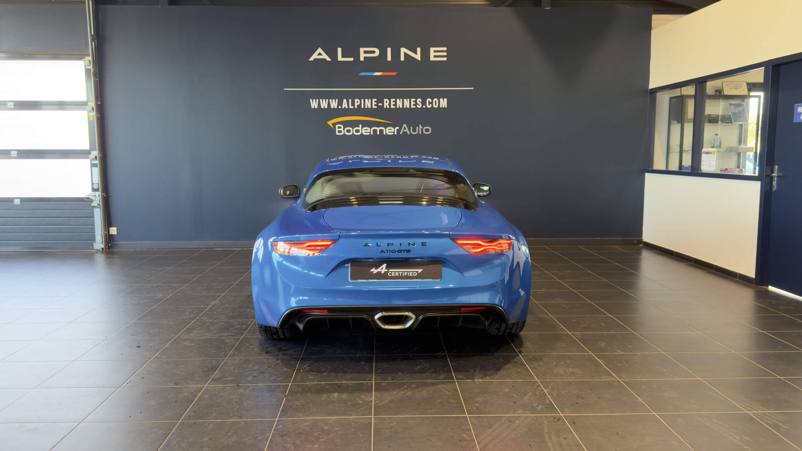 Vente en ligne Alpine A110 A110 au prix de 87 490 €