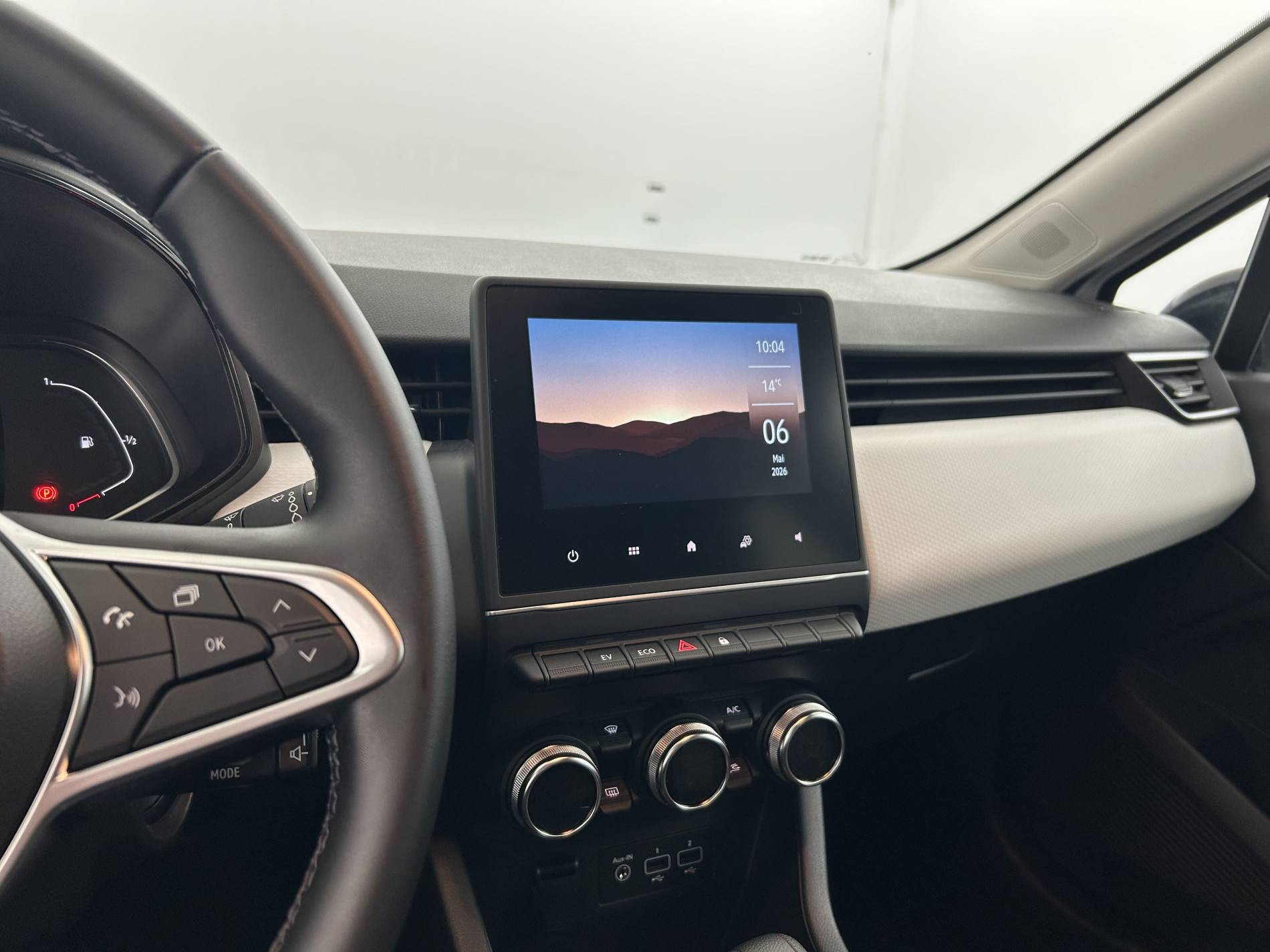 Vente en ligne Renault Clio 5 Clio E-Tech full hybrid 145 au prix de 17 590 €