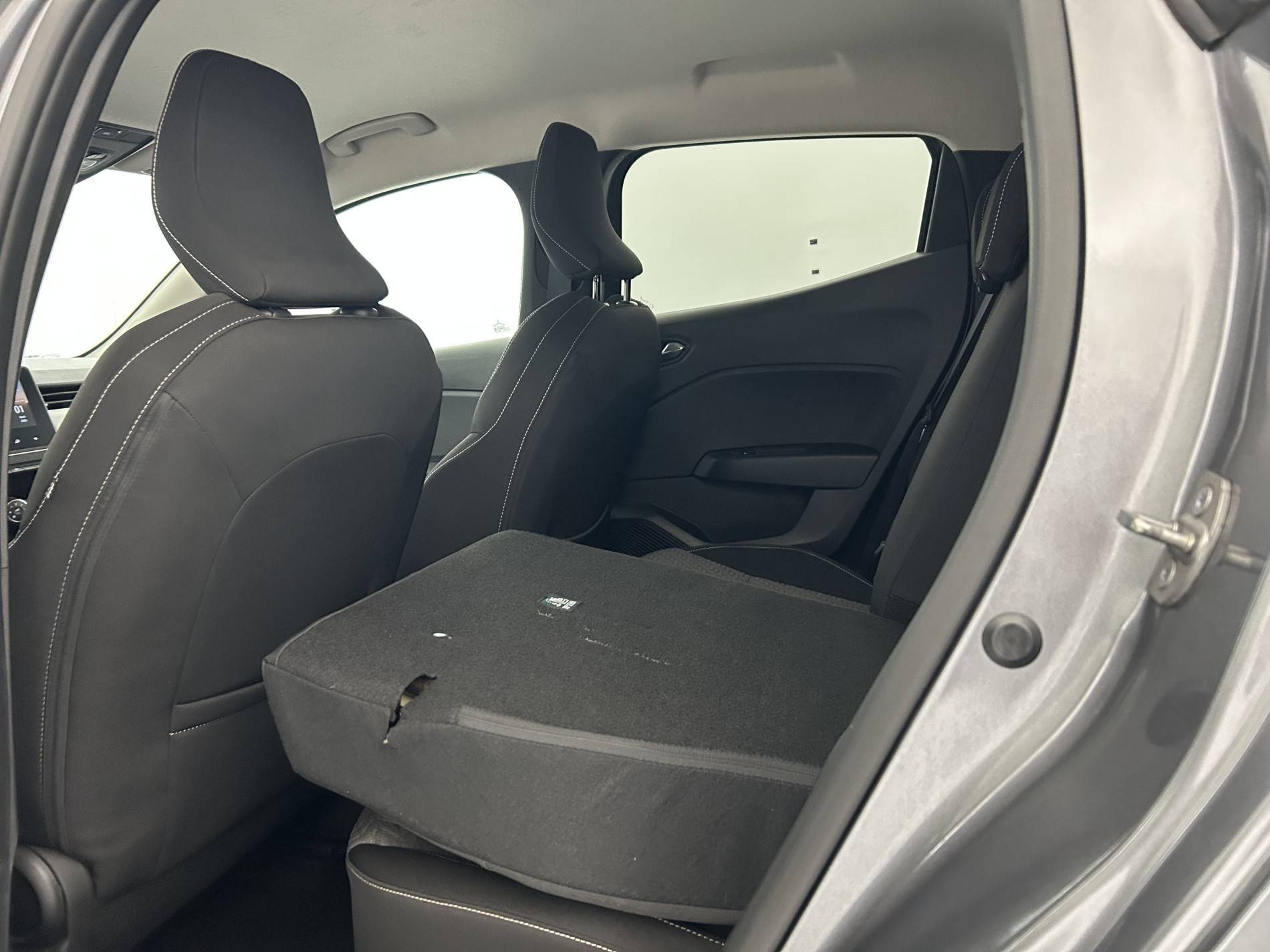 Vente en ligne Renault Clio 5 Clio TCe 90 au prix de 14 990 €