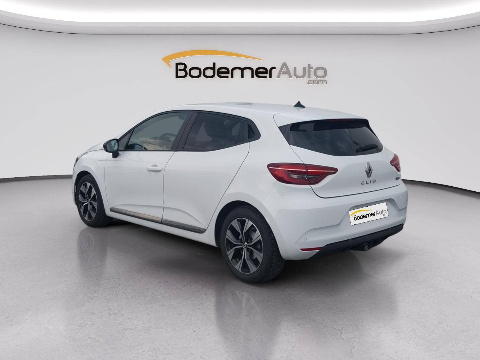 Vente en ligne Renault Clio 5 Clio E-Tech full hybrid 145 au prix de 15 890 €