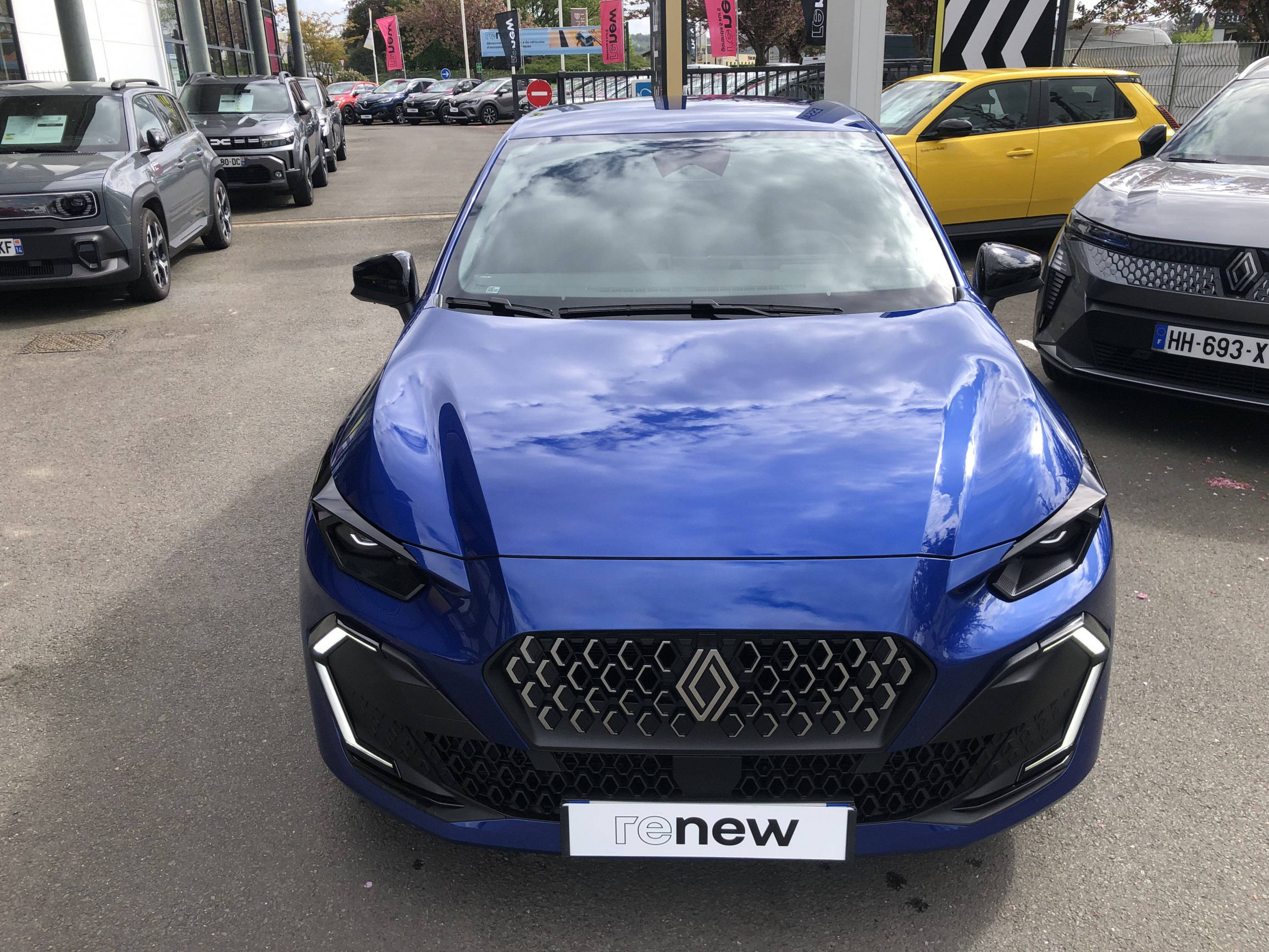 Vente en ligne Renault Clio 6 Clio TCe 115 ch au prix de 23 990 €