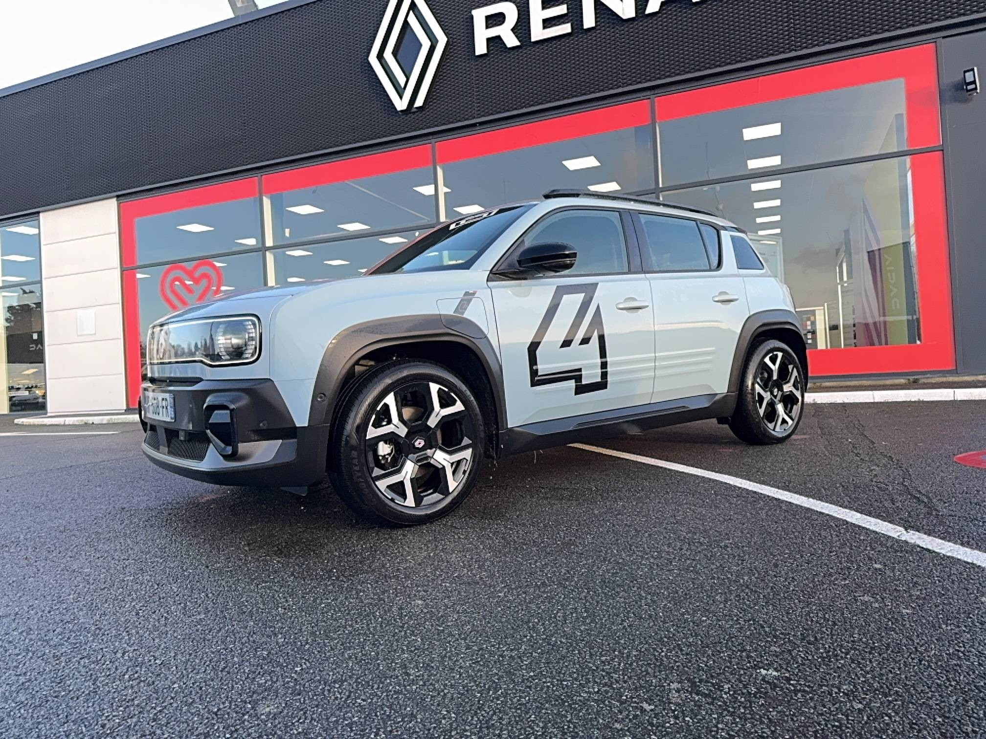 Vente en ligne Renault R4 E-Tech  150 ch autonomie confort au prix de 31 490 €