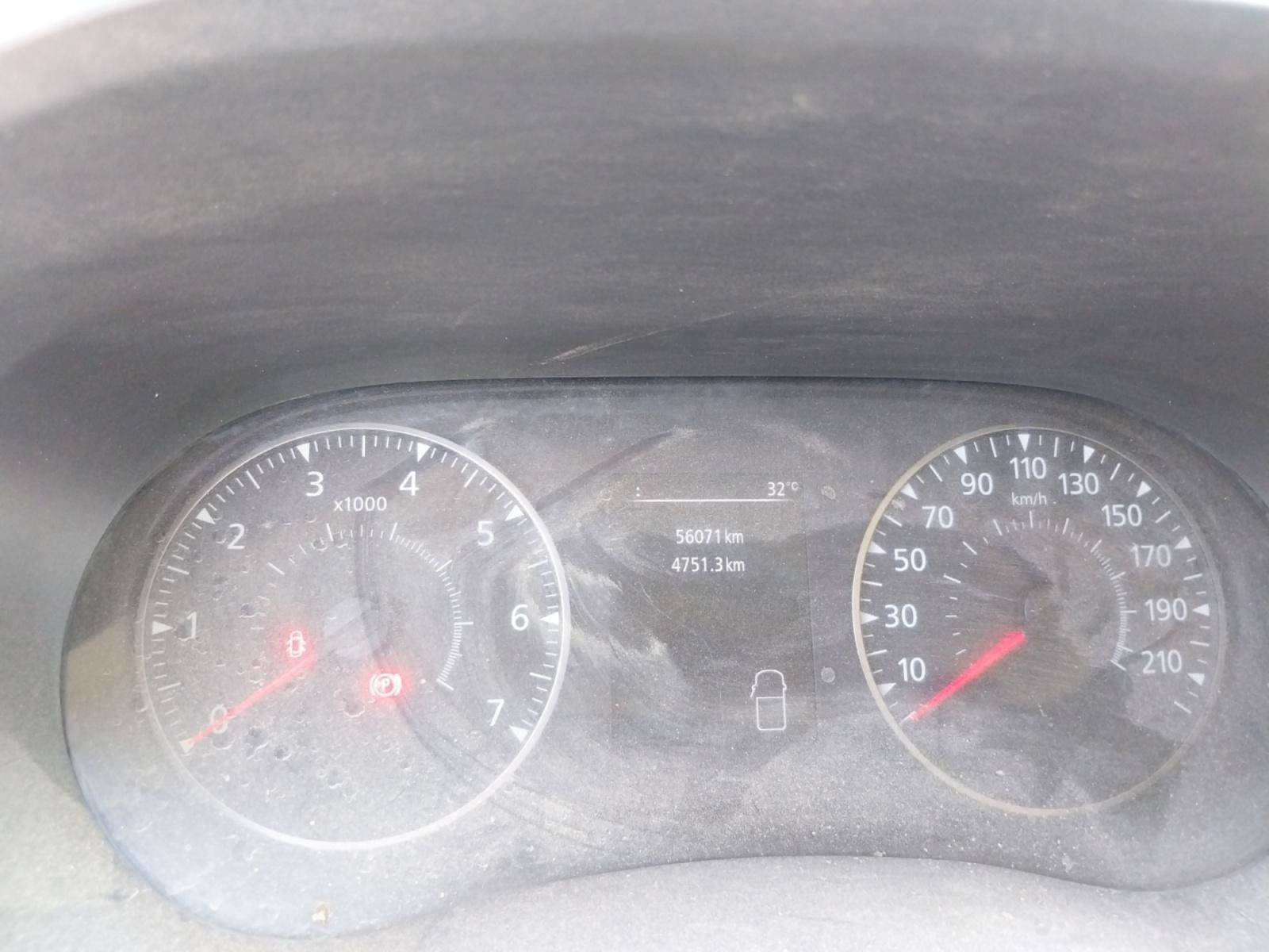 Vente en ligne Renault Master Benne MASTER BENNE PROP RJ3500 L3 COFFRE BLUE DCI 145 EURO VI au prix de 30 900 €