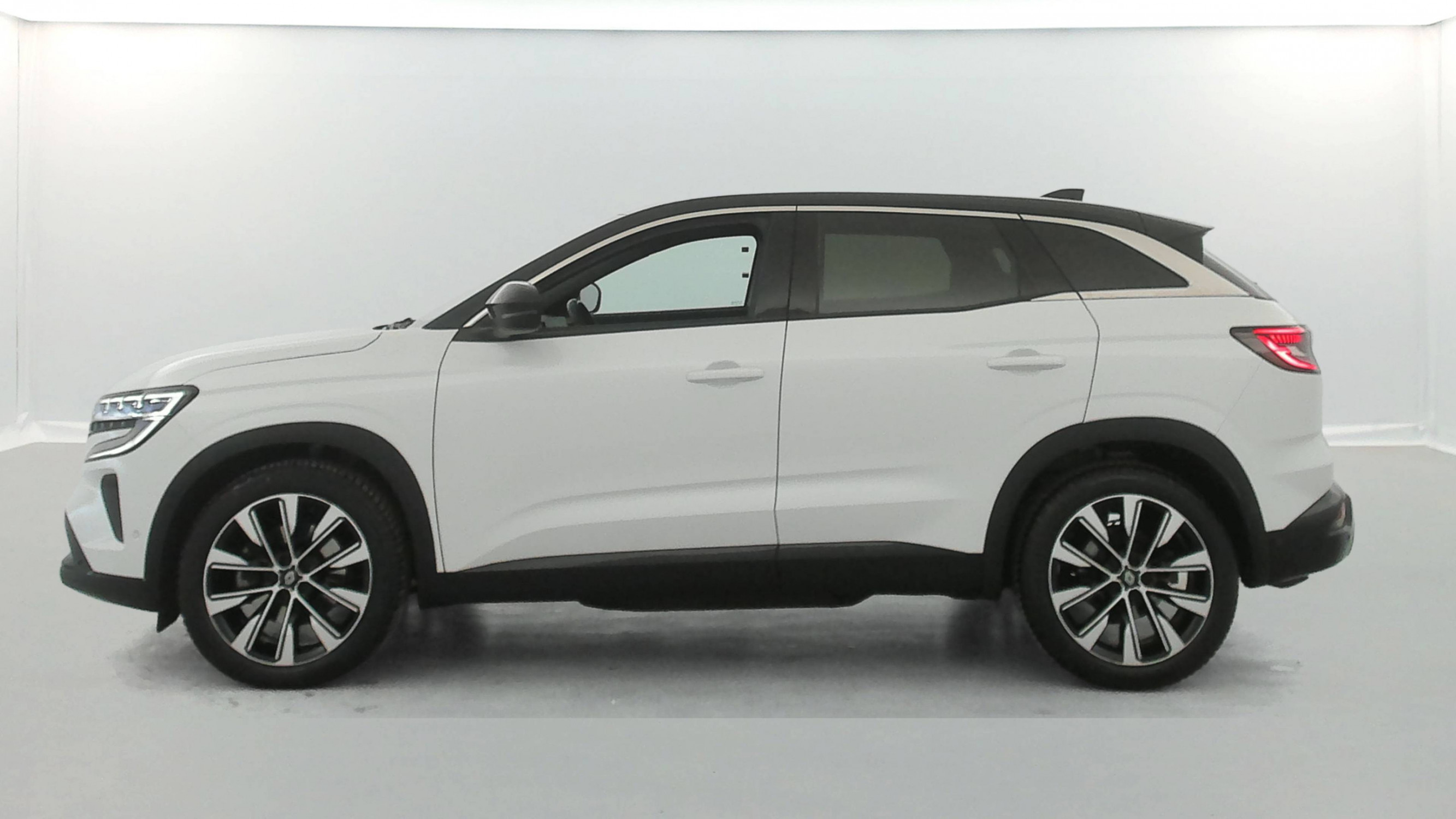 Vente en ligne Renault Austral  E-Tech hybrid 200 au prix de 26 990 €