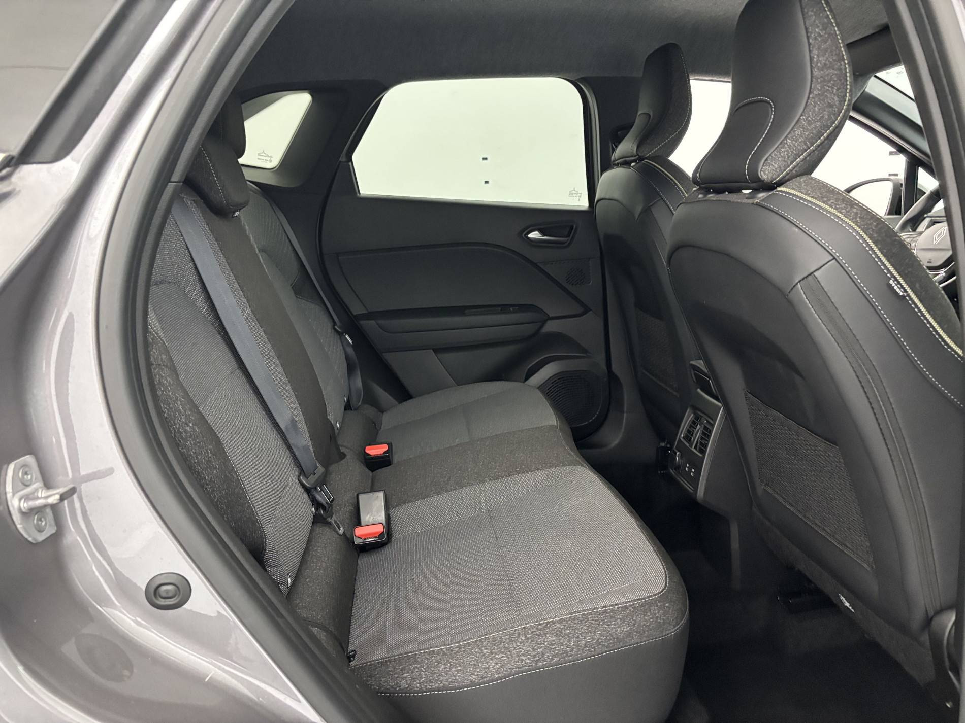 Vente en ligne Renault Symbioz  E-Tech full hybrid 145 au prix de 26 990 €