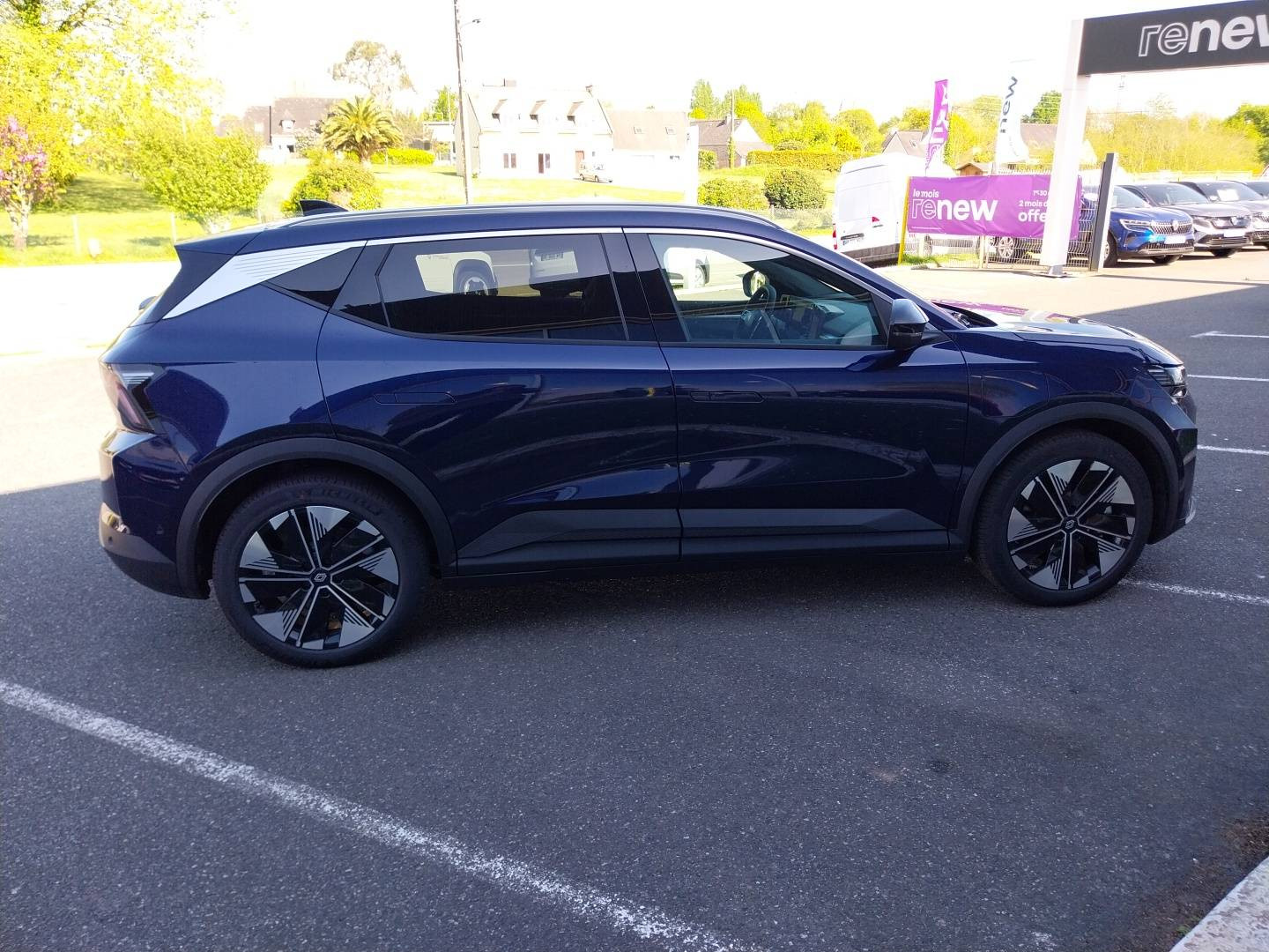 Vente en ligne Renault Scenic E-Tech  220 ch grande autonomie au prix de 493 €