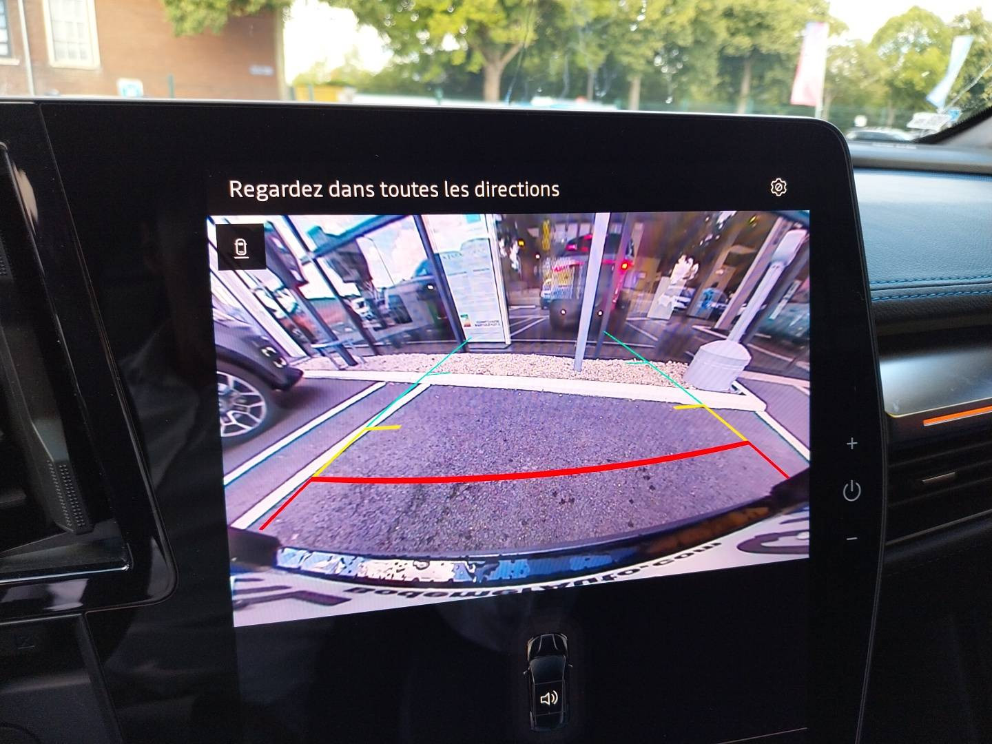 Vente en ligne Renault Megane E-Tech  220 ch autonomie confort au prix de 44 000 €