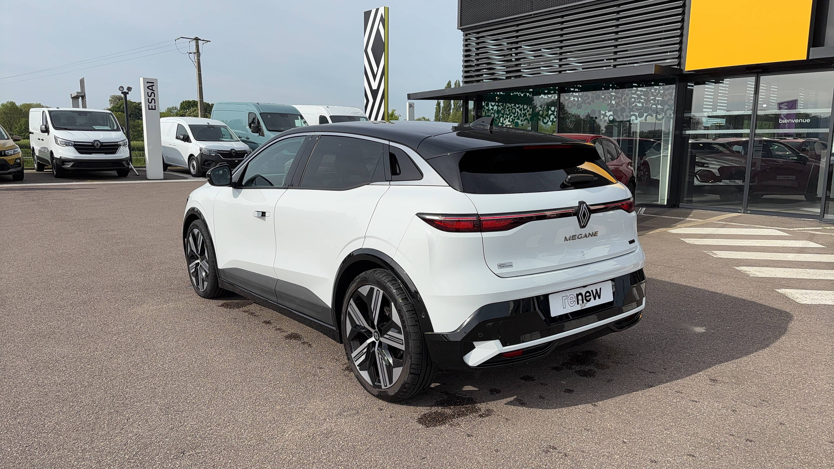 Vente en ligne Renault Megane E-Tech  EV60 220 ch optimum charge au prix de 27 990 €