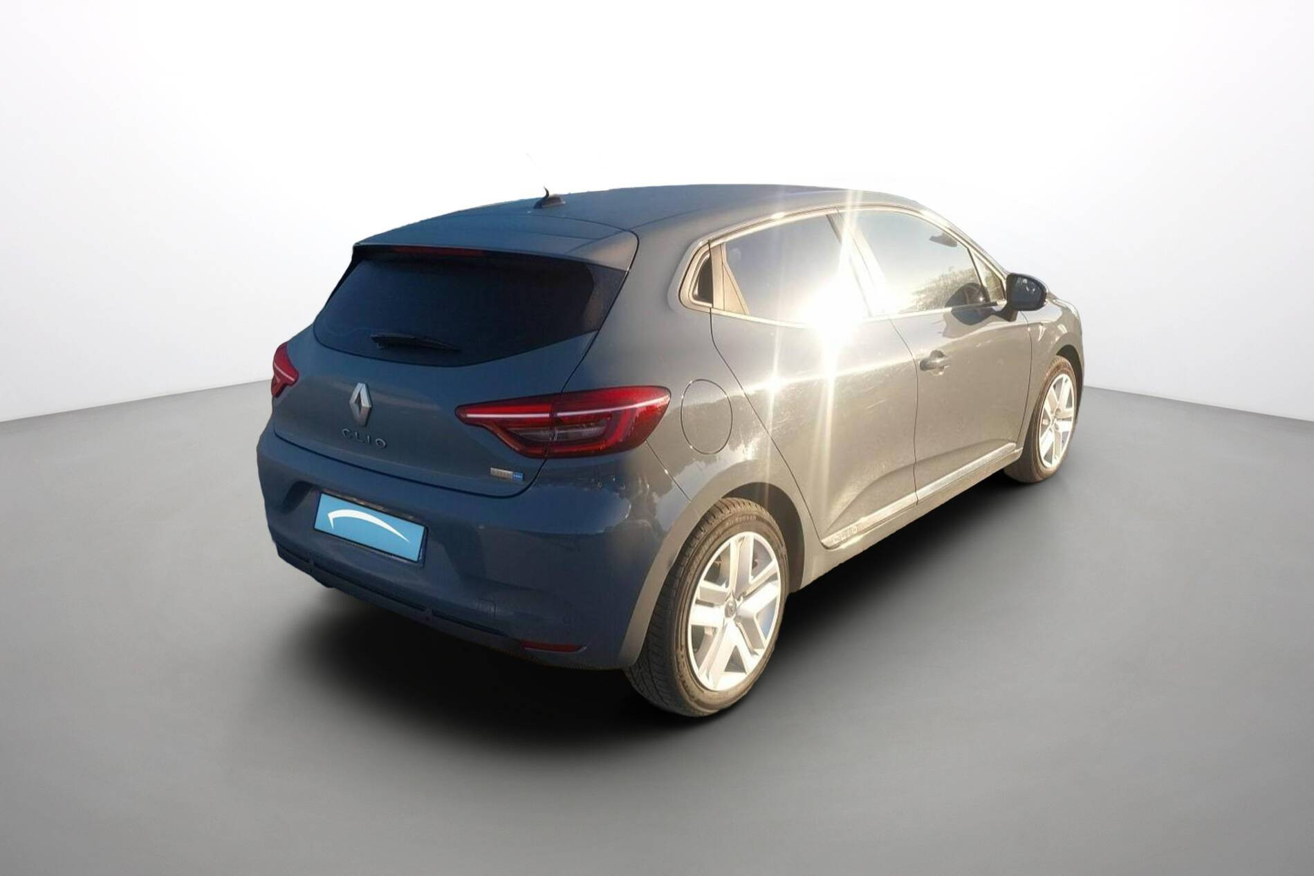 Vente en ligne Renault Clio 5 Clio E-Tech 140 - 21 au prix de 12 999 €