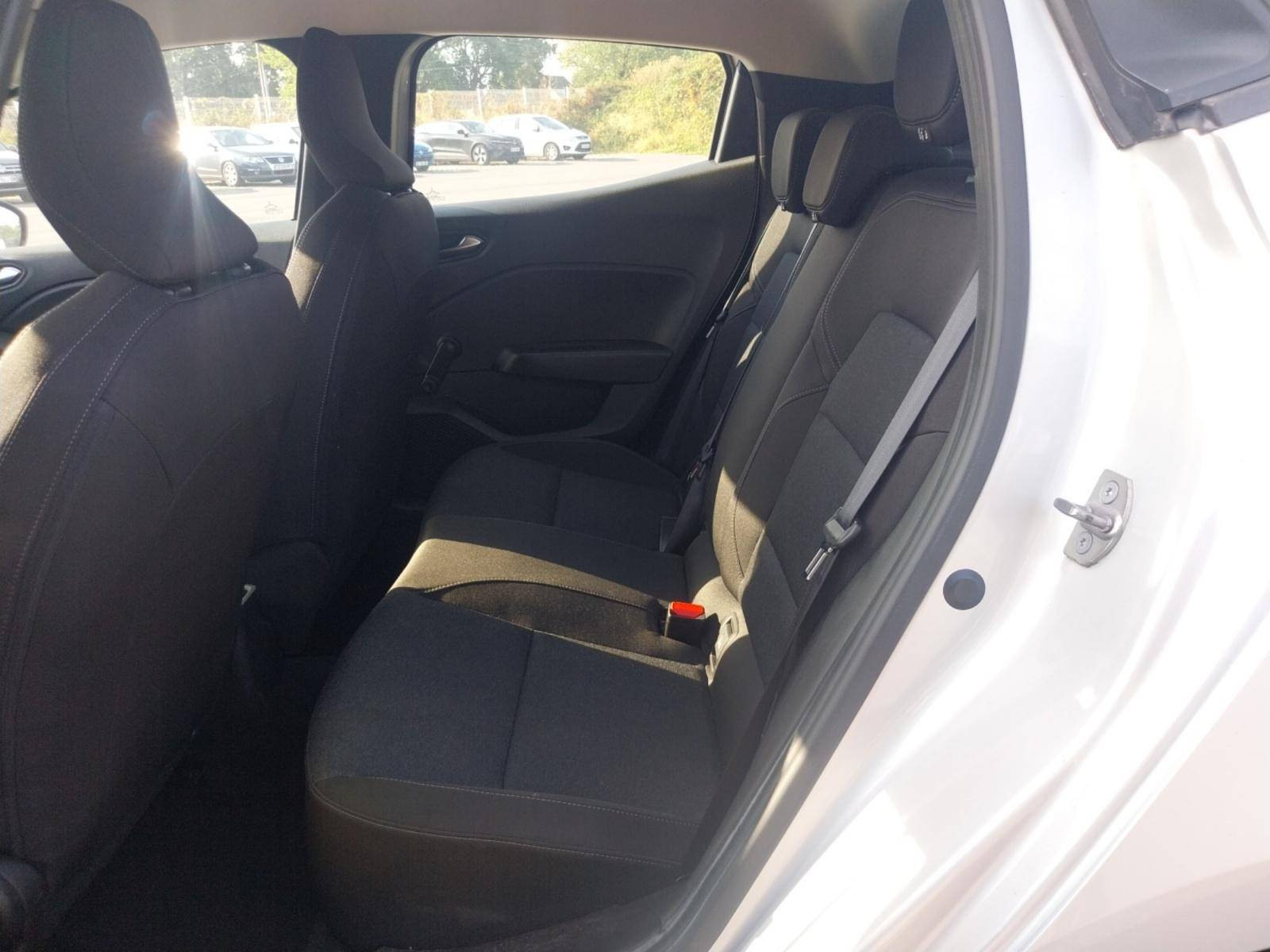 Vente en ligne Renault Clio 5 Clio TCe 90 au prix de 14 890 €