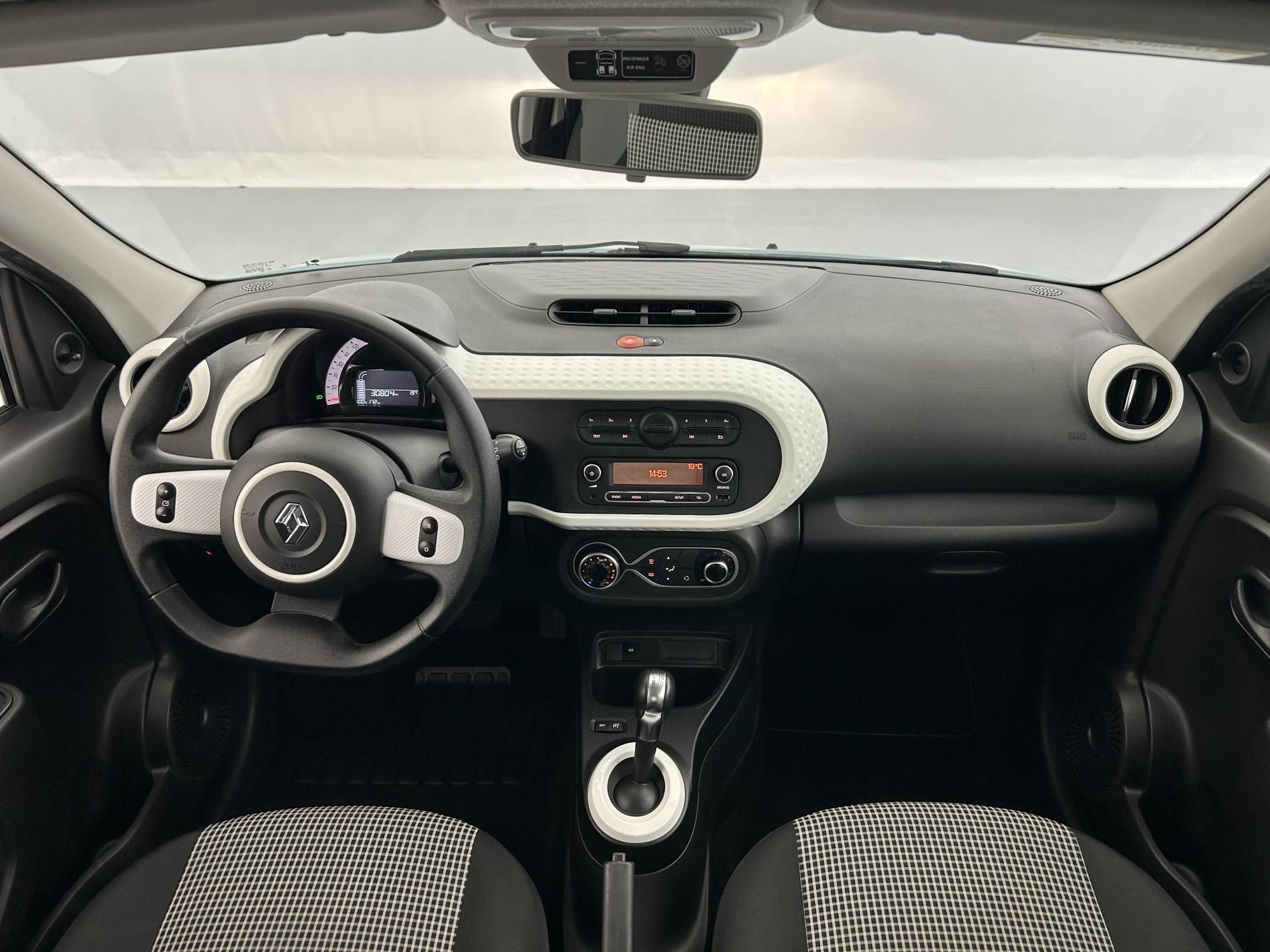 Vente en ligne Renault Twingo Electrique Twingo III E-Tech au prix de 11 990 €
