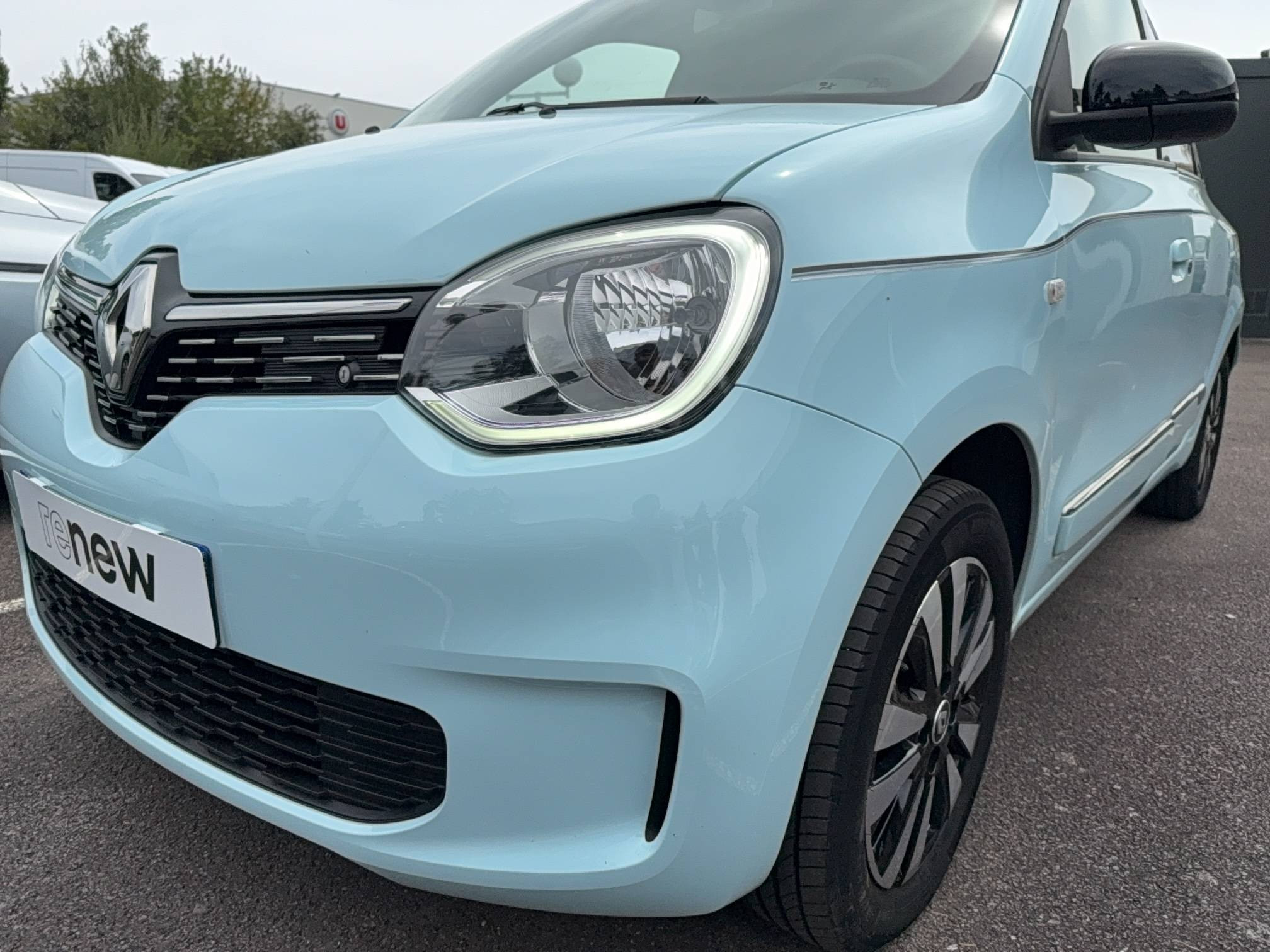 Vente en ligne Renault Twingo Electrique Twingo III E-Tech au prix de 12 490 €