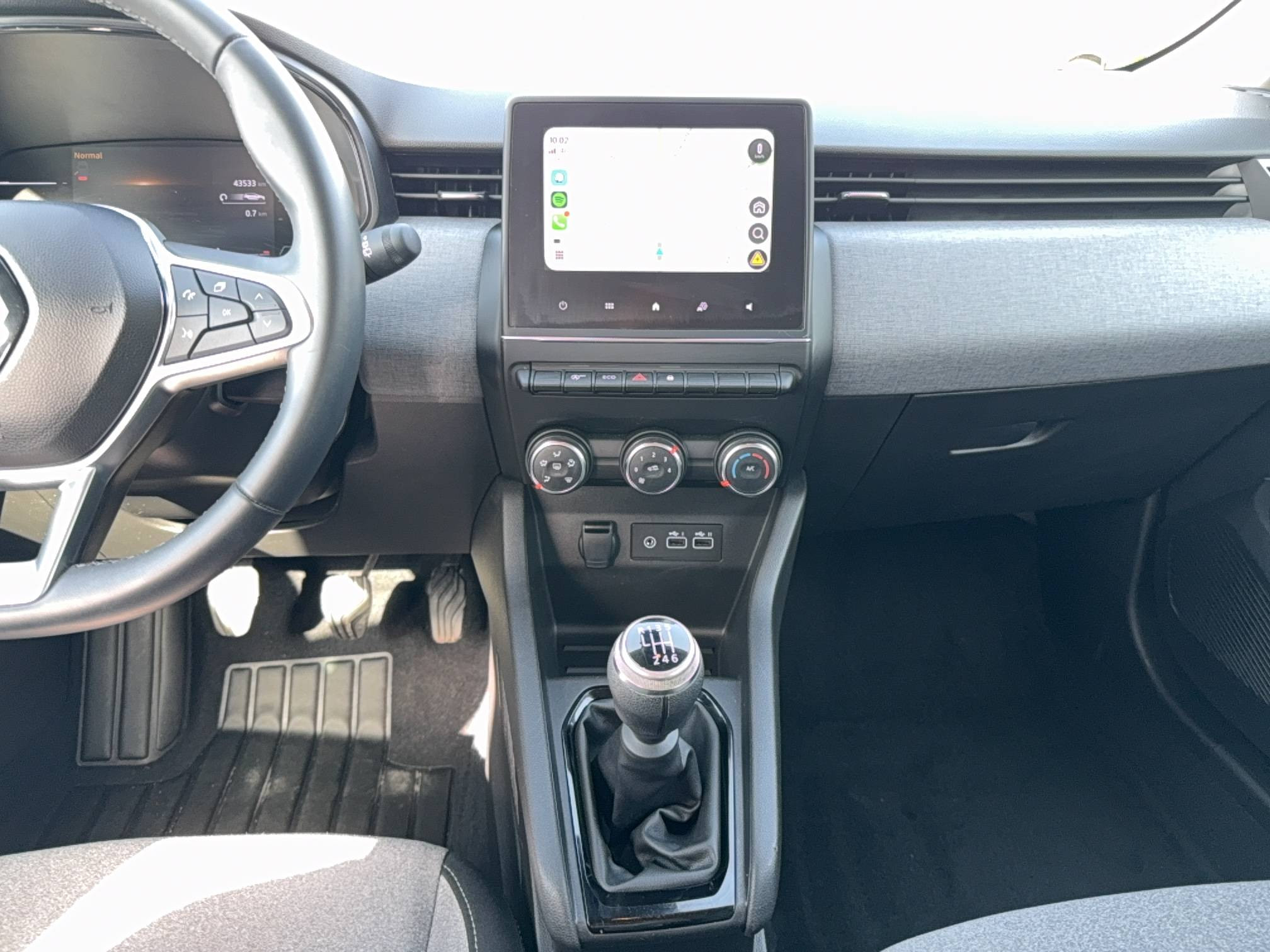 Vente en ligne Renault Clio 5 Clio TCe 90 au prix de 13 990 €