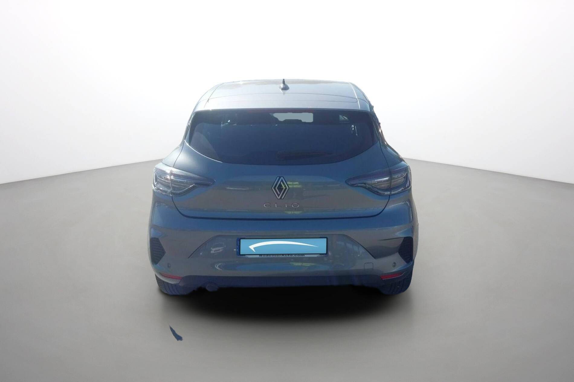 Vente en ligne Renault Clio 5 Clio TCe 90 au prix de 14 990 €