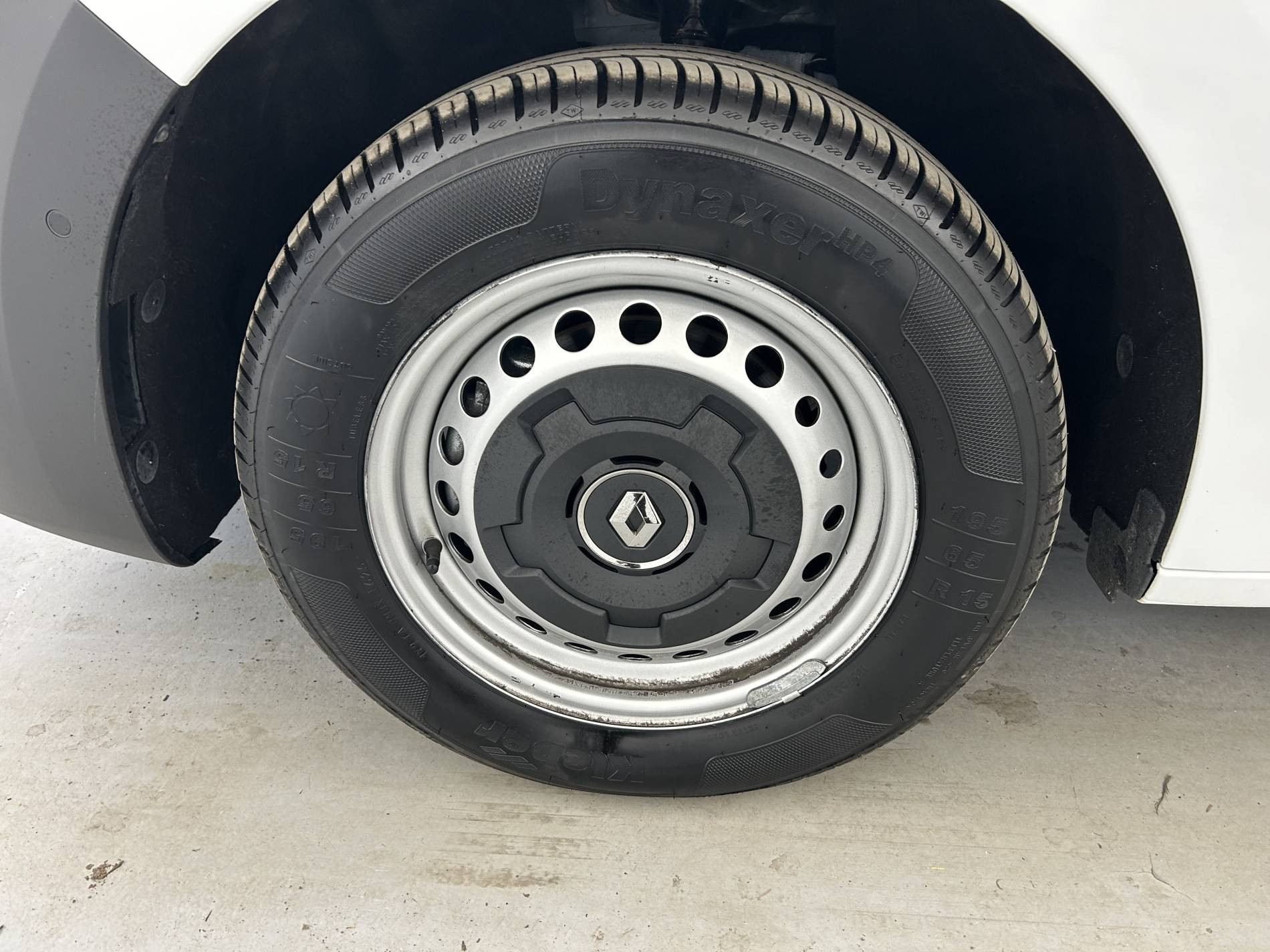 Vente en ligne Renault Kangoo Van  BLUE DCI 115 EDC au prix de 20 990 €