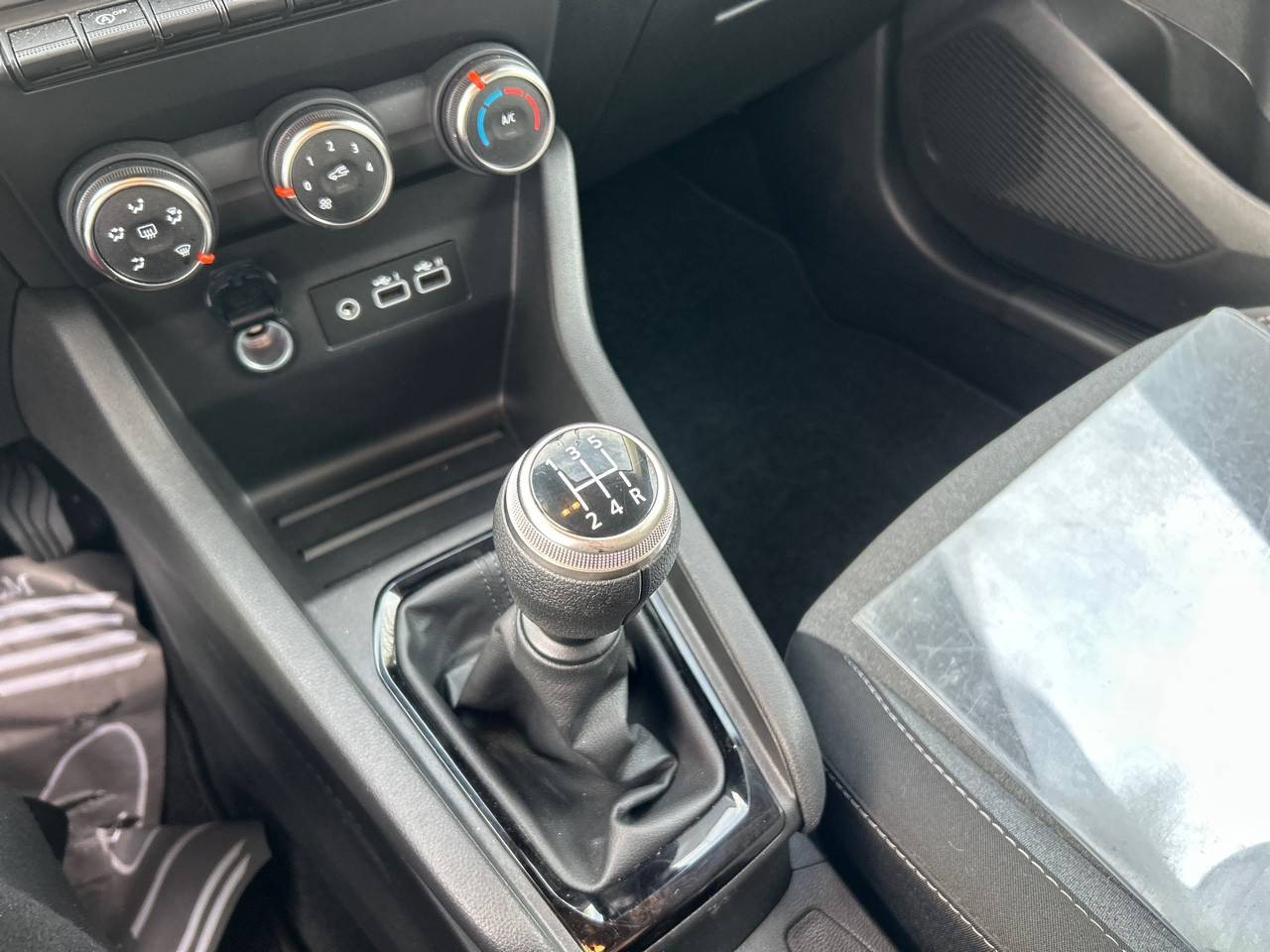 Vente en ligne Renault Clio 5 Clio SCe 65 ch GSR2 au prix de 14 990 €